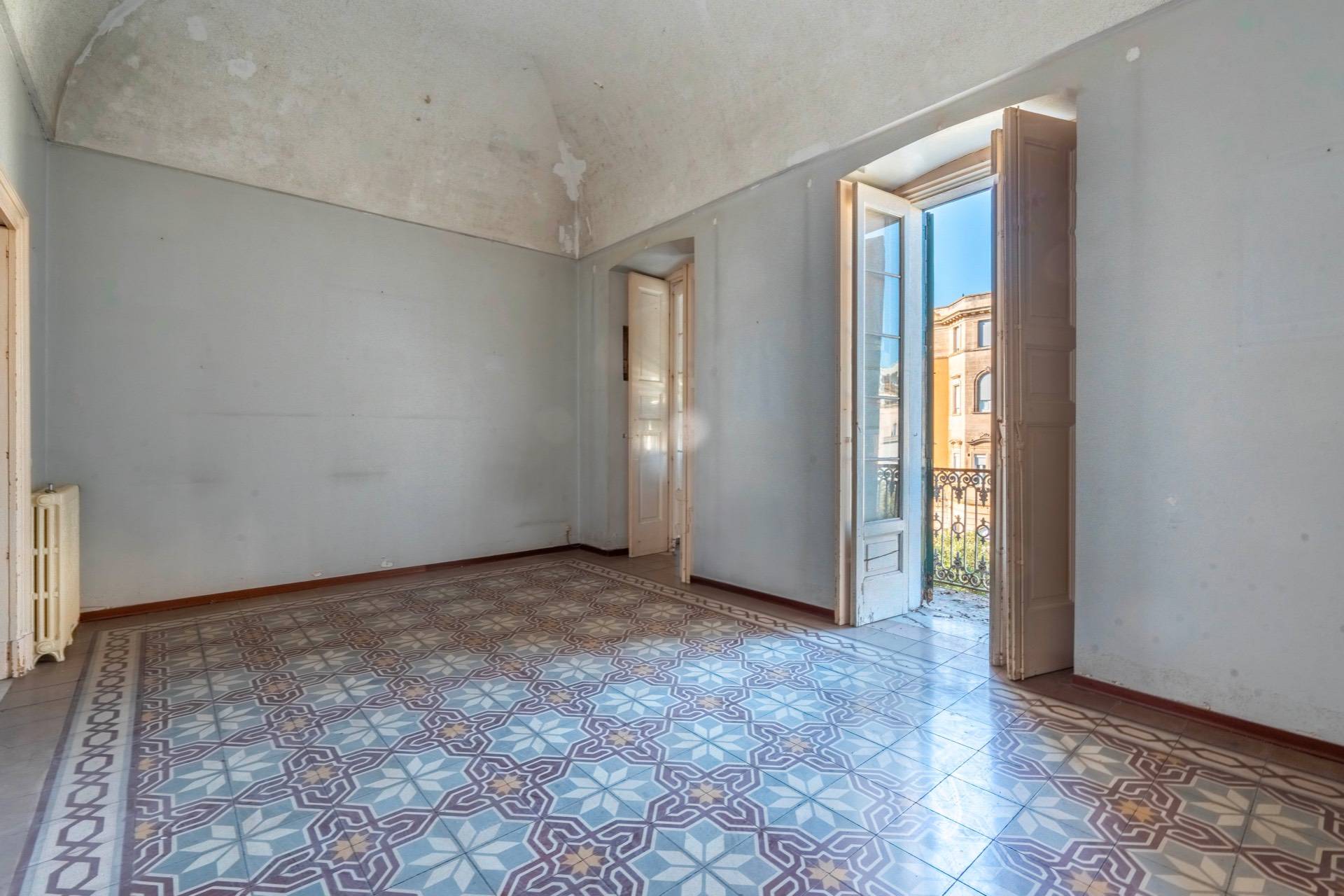 Piazza XX Settembre, Martina Franca, Taranto, 74015, IT, 8 Bedrooms Bedrooms, ,4 BathroomsBathrooms,Residential,For Sale,Piazza XX Settembre,1657102