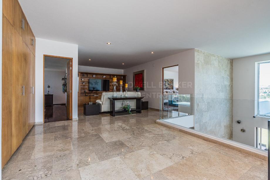 Circuito Balcones, Querétaro, Querétaro, 76230, Mexico, 4 Bedrooms Bedrooms, ,4 BathroomsBathrooms,Residential,For Sale,Circuito Balcones,1628569