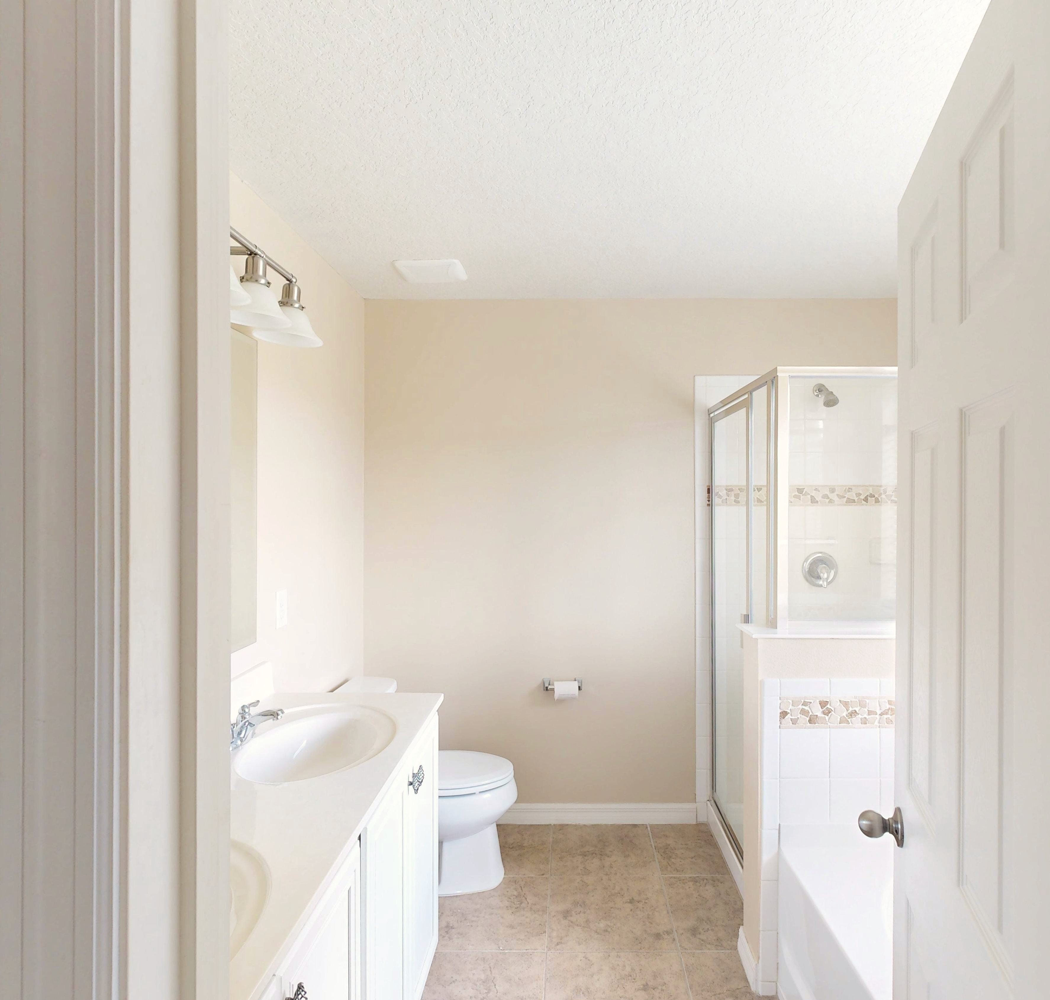 Windermere, Florida, 34786, United States, 3 Bedrooms Bedrooms, ,4 BathroomsBathrooms,Residential,For Sale,1985739