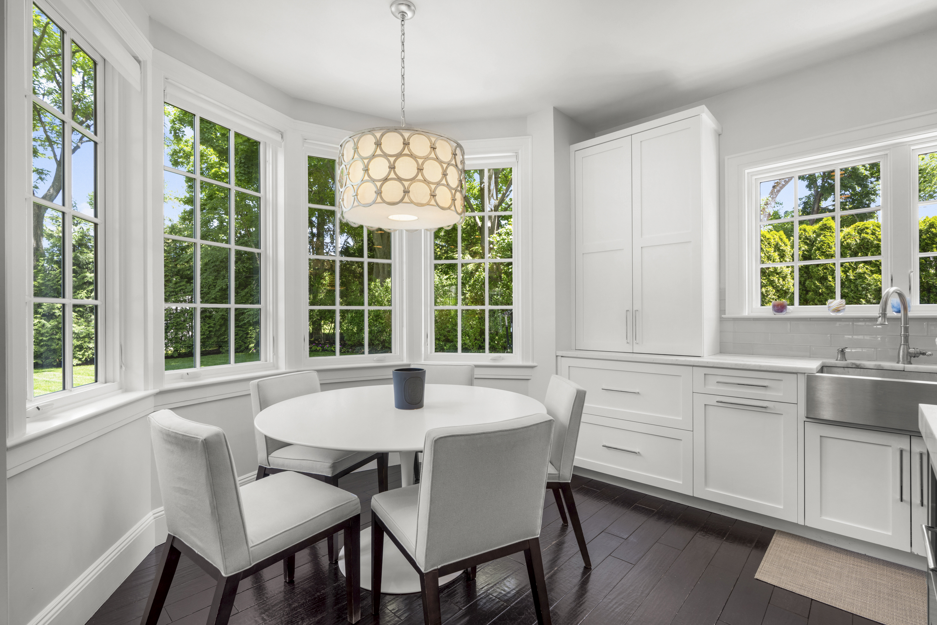  Distinquished Larchmont Manor Brick Colonial - 物件實景