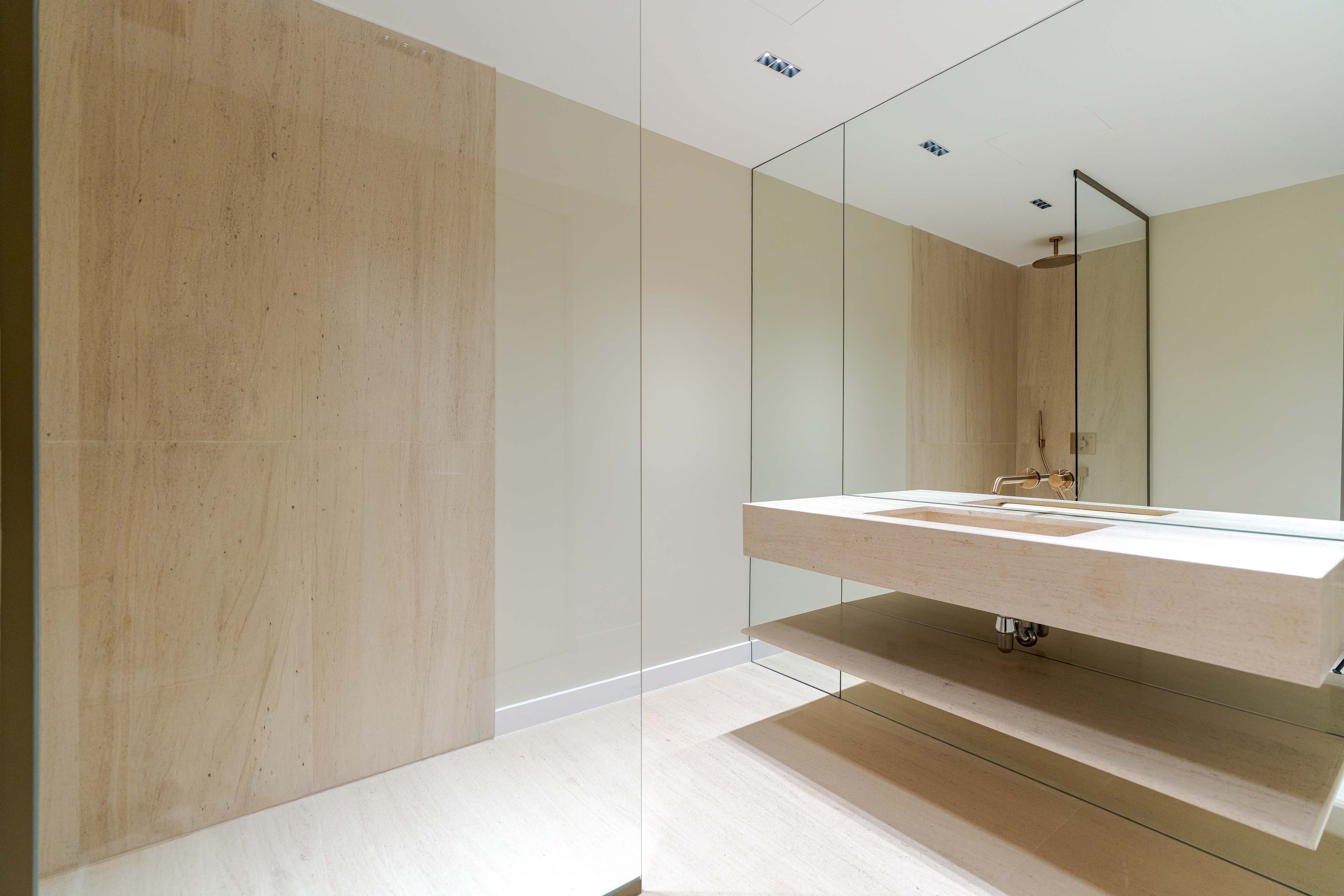  Unique Lakeside Villa on Snagov Lake, Romania - 物件實景