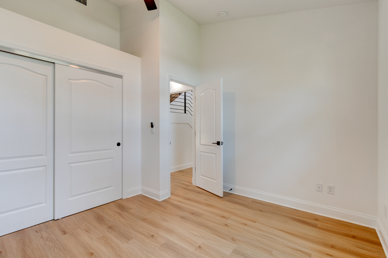 Port Orange, Florida, 32128, United States, 5 Bedrooms Bedrooms, ,3 BathroomsBathrooms,Residential,For Sale,1976466