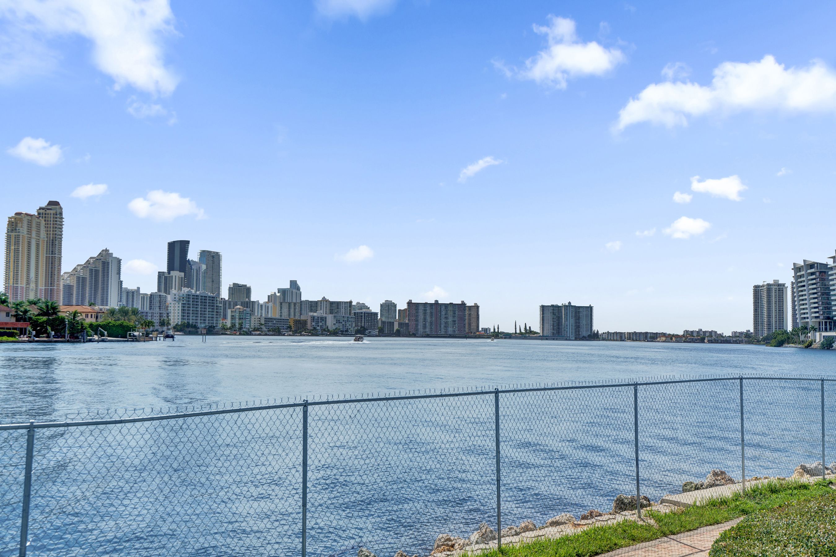  19101 NE 36th Court, Aventura, FL, 33180 - 物件實景