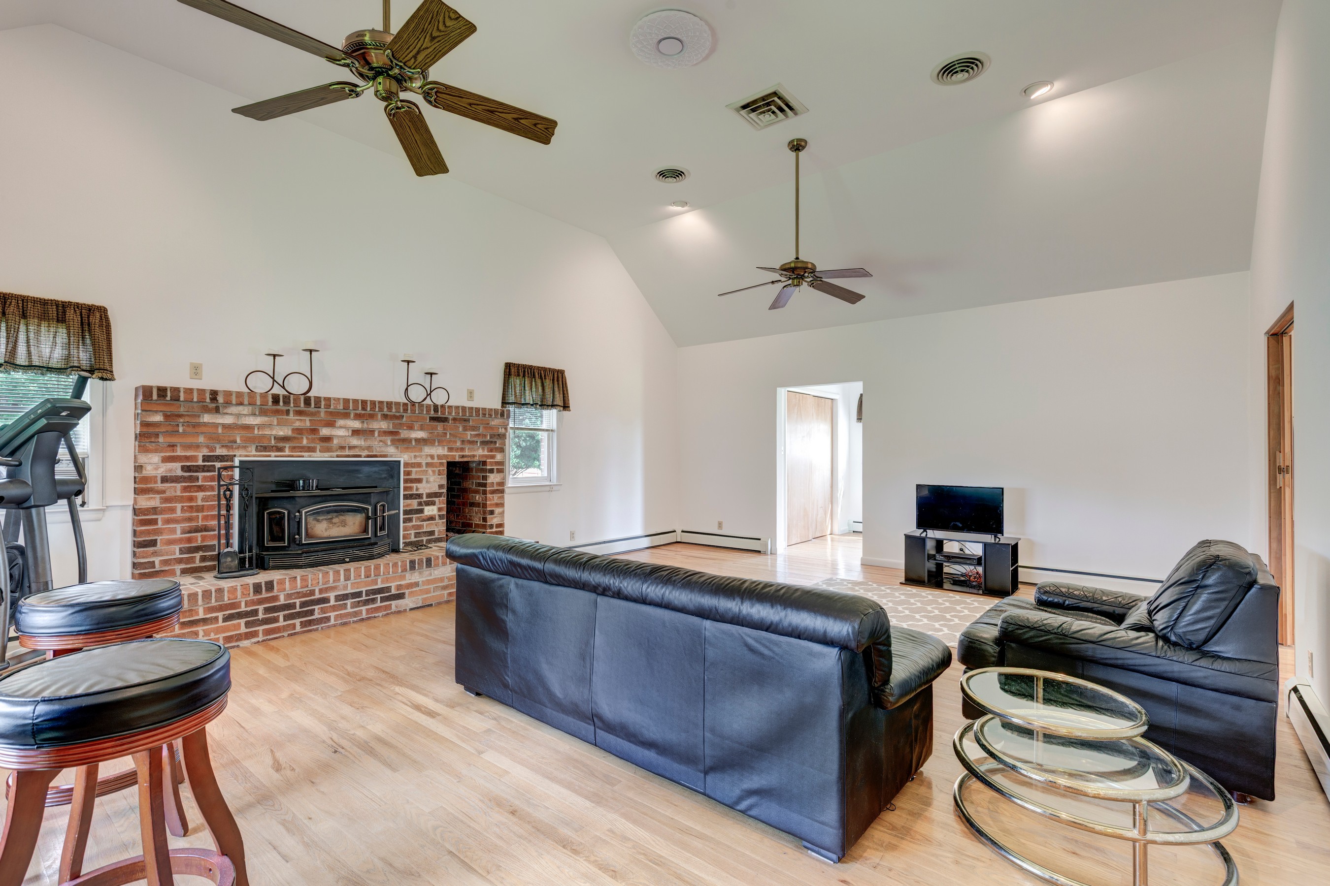  NONE AVAILABLE - 物件實景