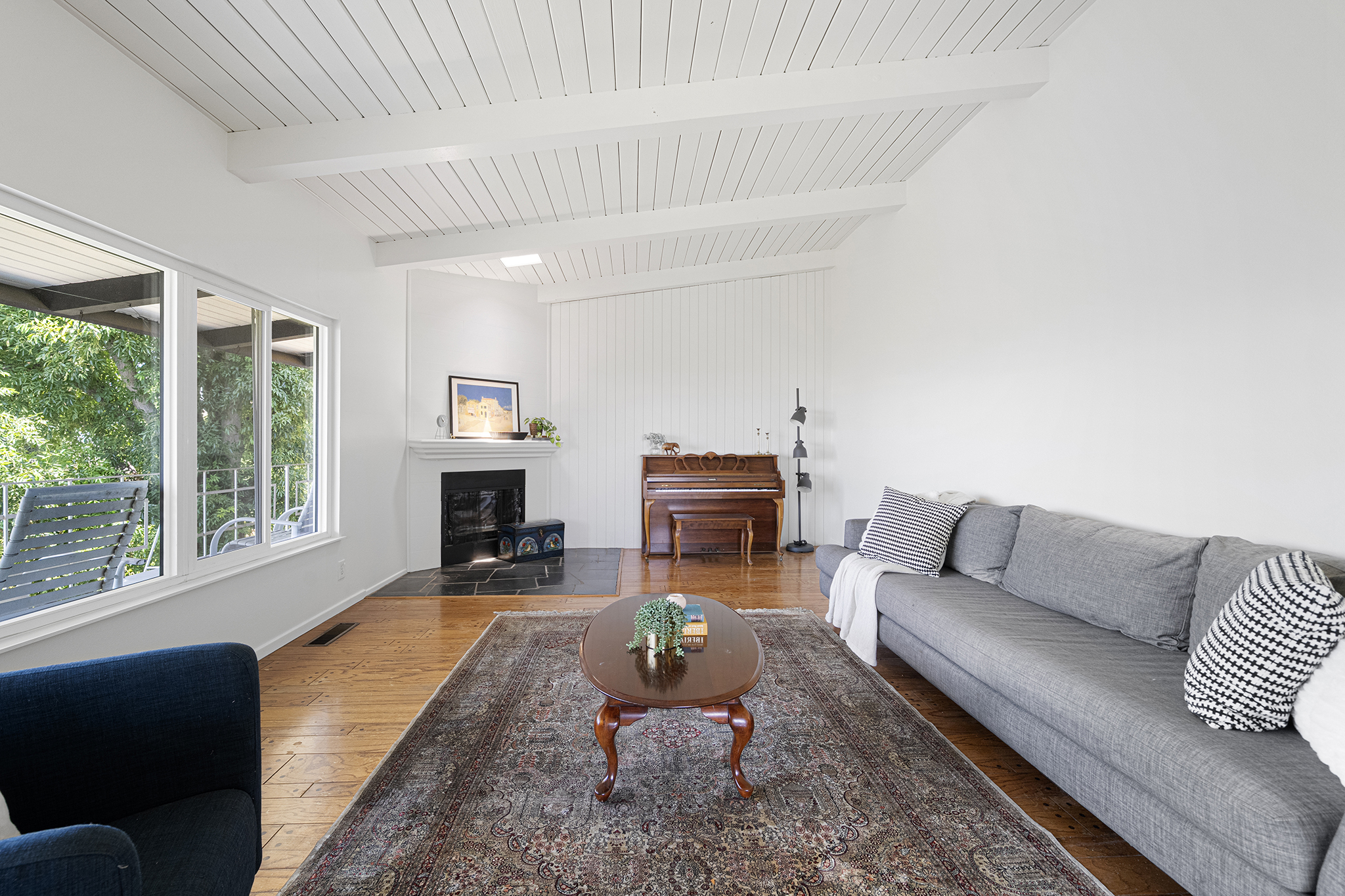  3543 Lavell Drive - 物件實景
