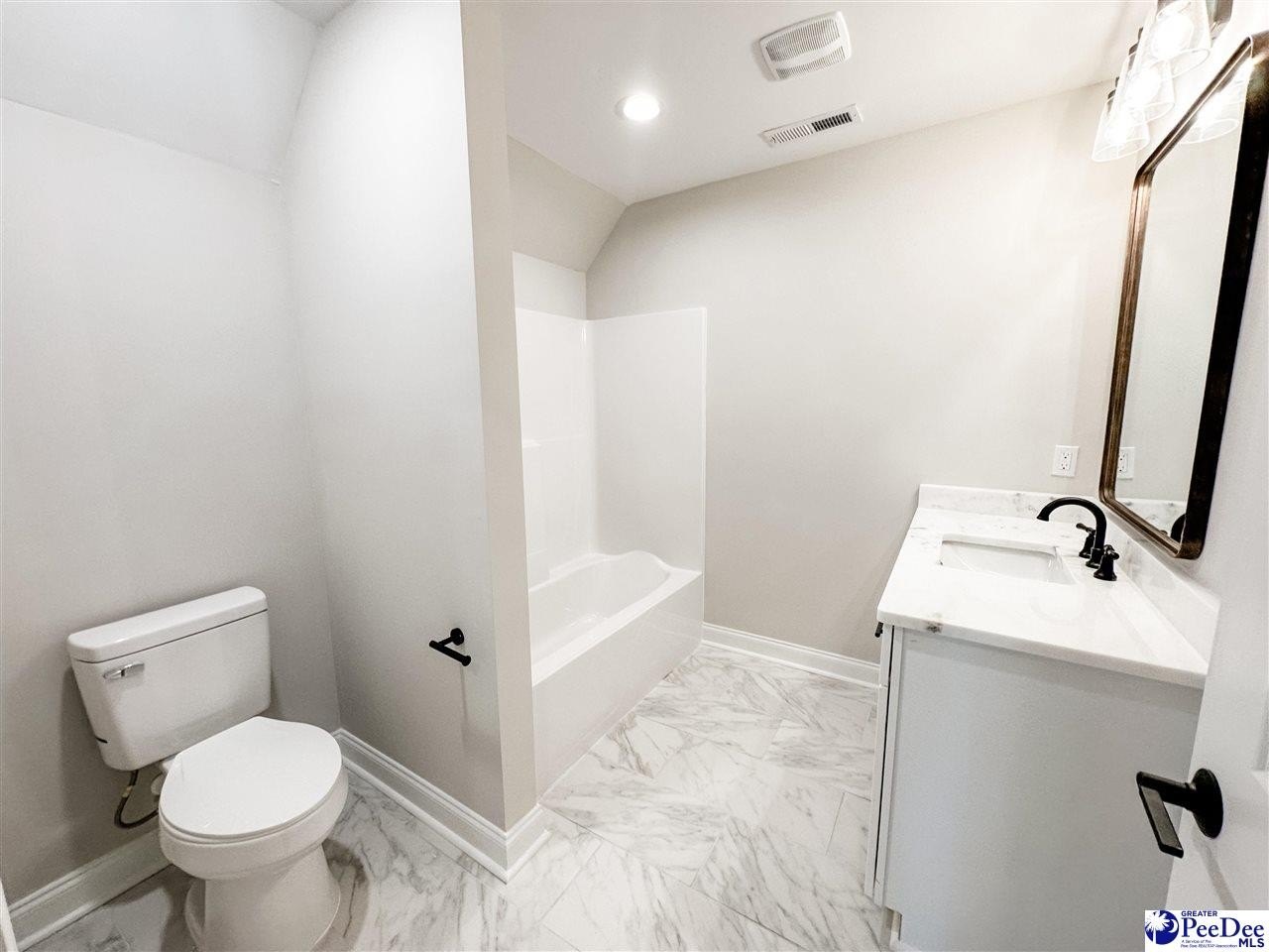 Florence, South Carolina, 29501, United States, 5 Bedrooms Bedrooms, ,4 BathroomsBathrooms,Residential,For Sale,1721765