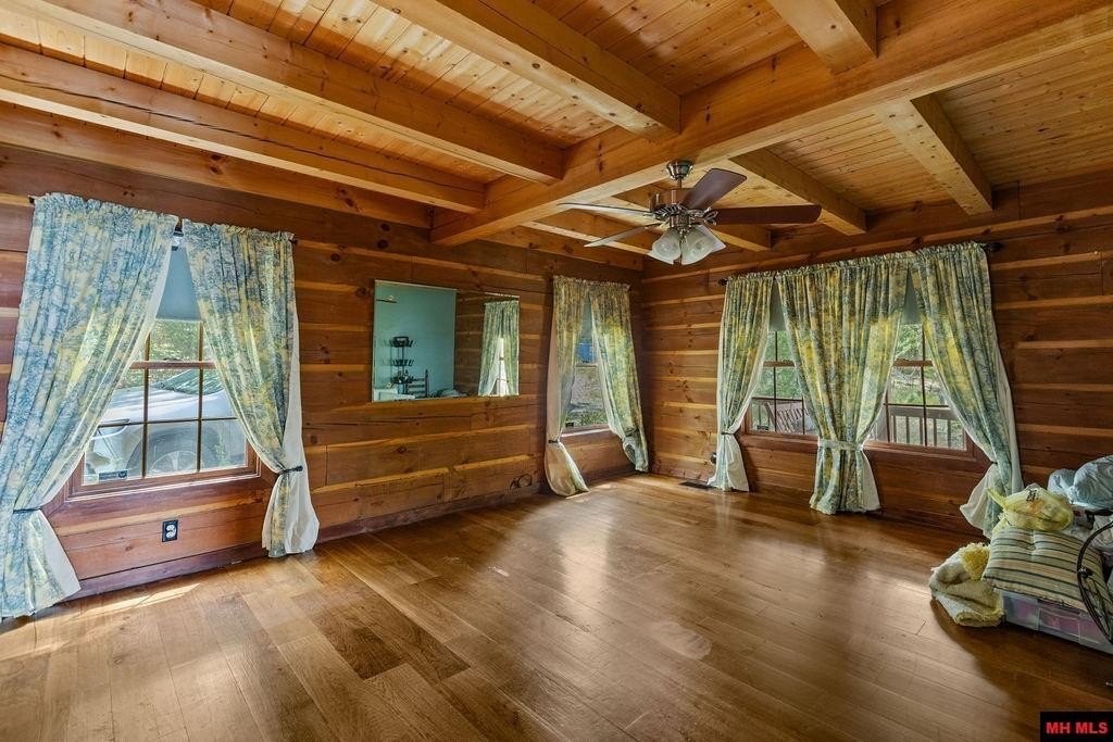 Gamaliel, Arkansas, 72537, United States, 3 Bedrooms Bedrooms, ,3 BathroomsBathrooms,Residential,For Sale,1937546