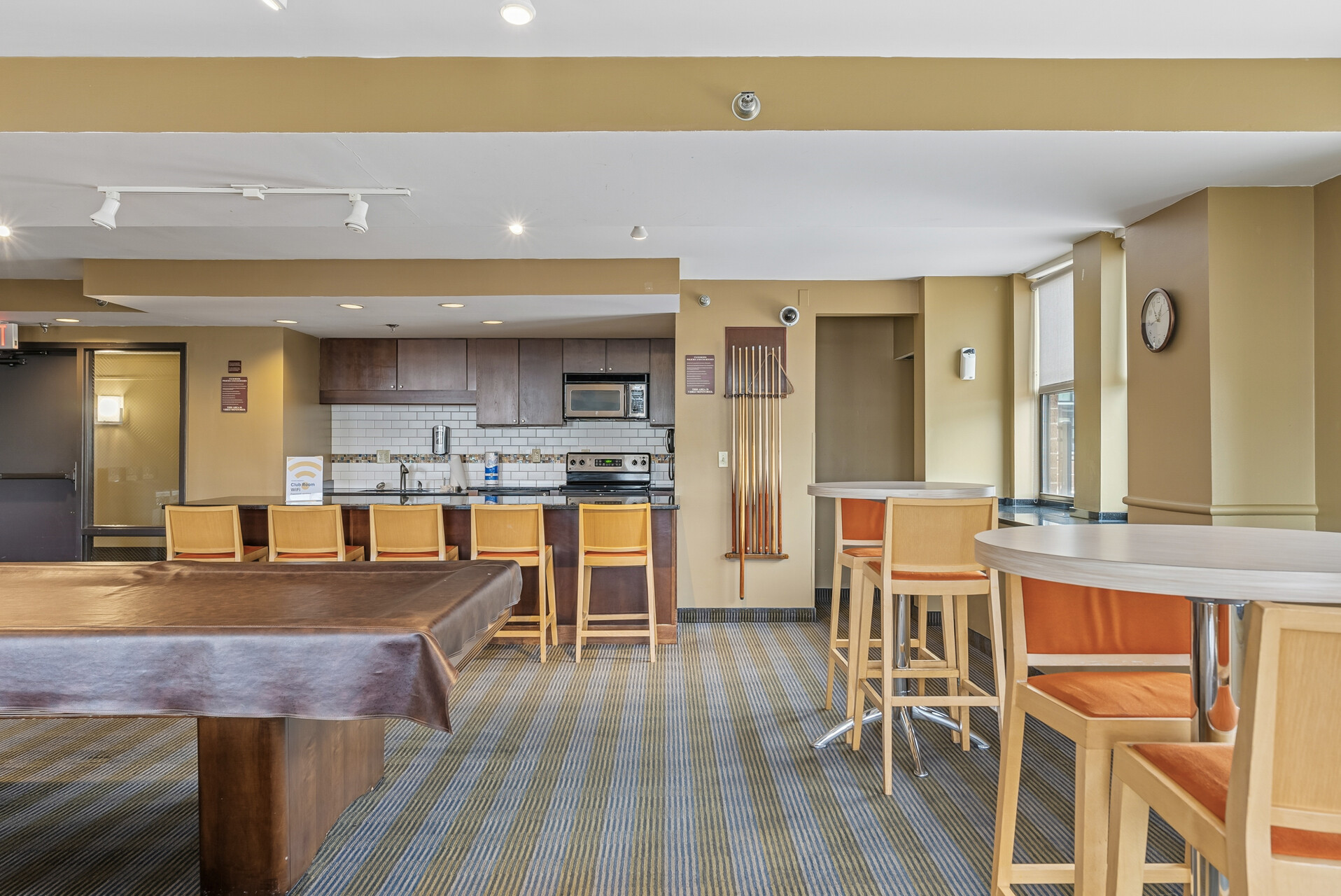  RiverWest Condo with Iconic City Views - 物件實景