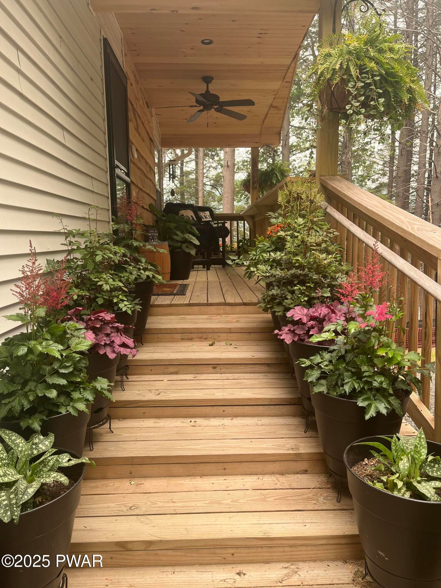 Dingmans Ferry, Pennsylvania, 18328, United States, 2 Bedrooms Bedrooms, ,1 BathroomBathrooms,Residential,For Sale,2006132