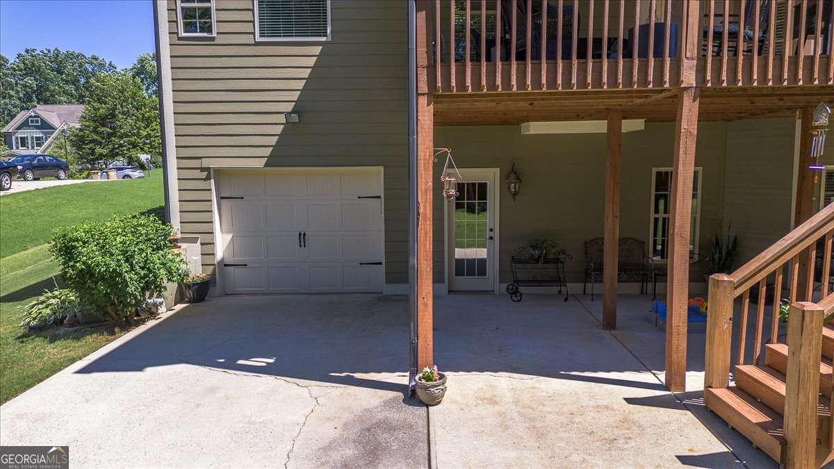 Winder, Georgia, 30680, United States, 5 Bedrooms Bedrooms, ,4 BathroomsBathrooms,Residential,For Sale,1837840