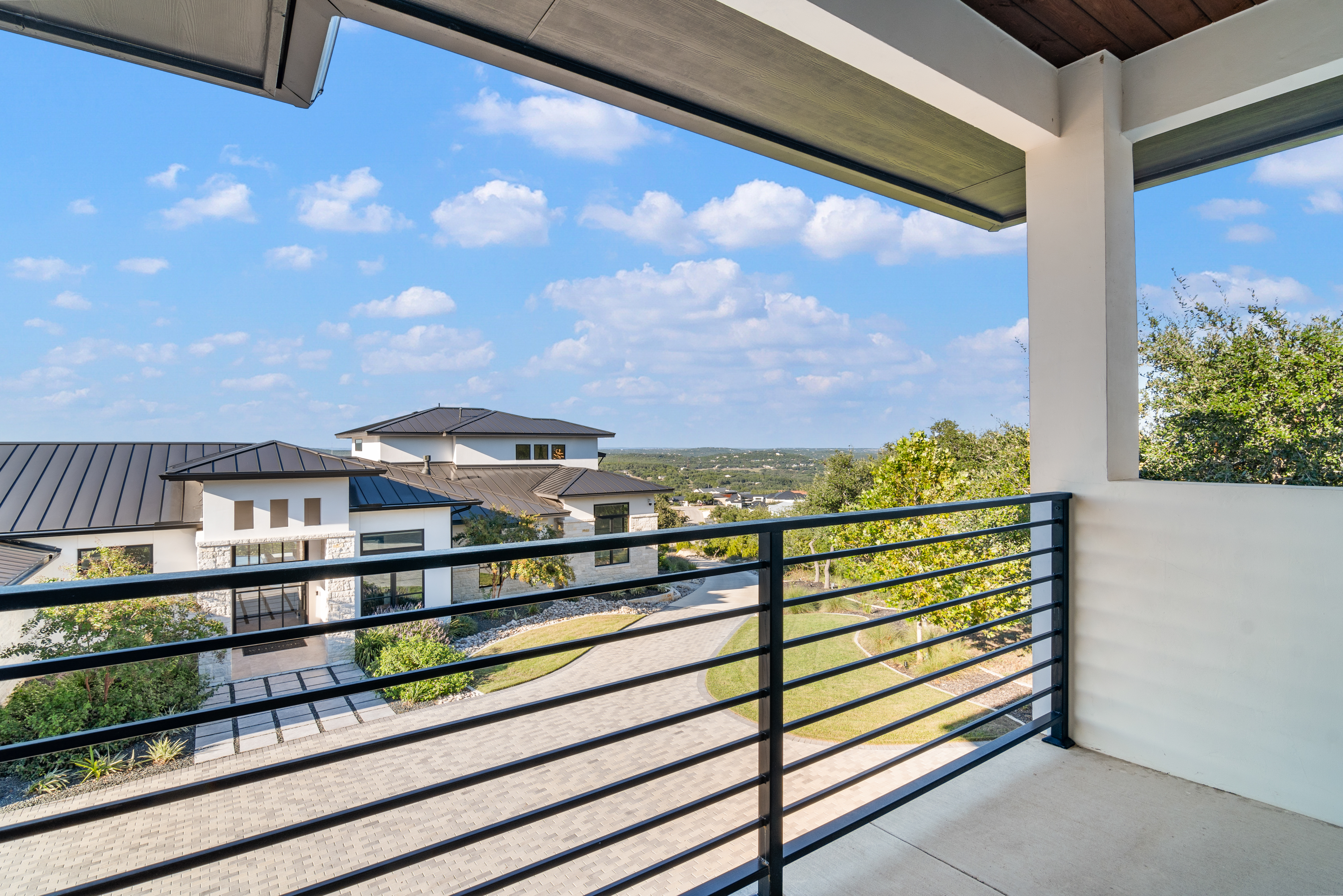  Panoramic Views and Luxury Living - 物件實景