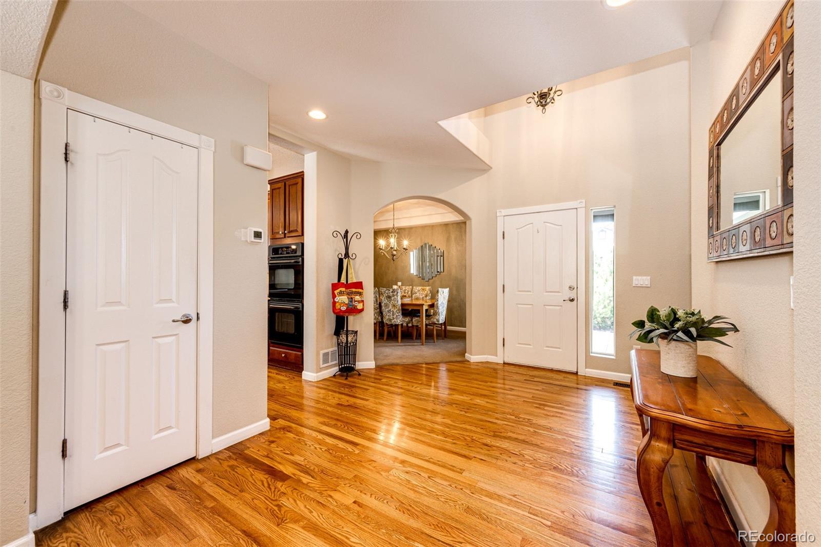 Aurora, Colorado, 80016, United States, 5 Bedrooms Bedrooms, ,3 BathroomsBathrooms,Residential,For Sale,1890934