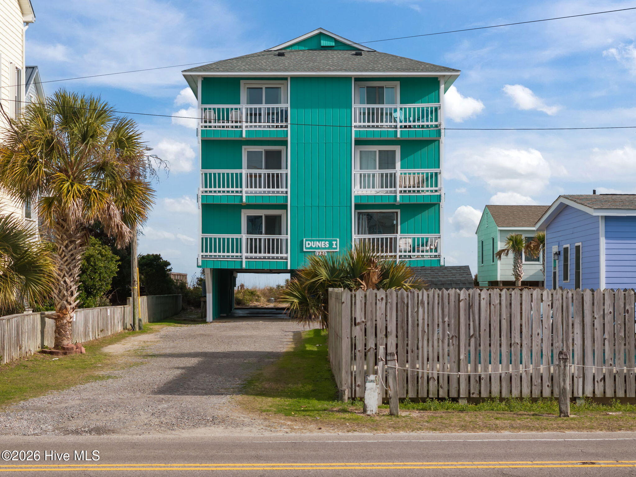 Carolina Beach, North Carolina, 28428, United States, 2 Bedrooms Bedrooms, ,2 BathroomsBathrooms,Residential,For Sale,2010821