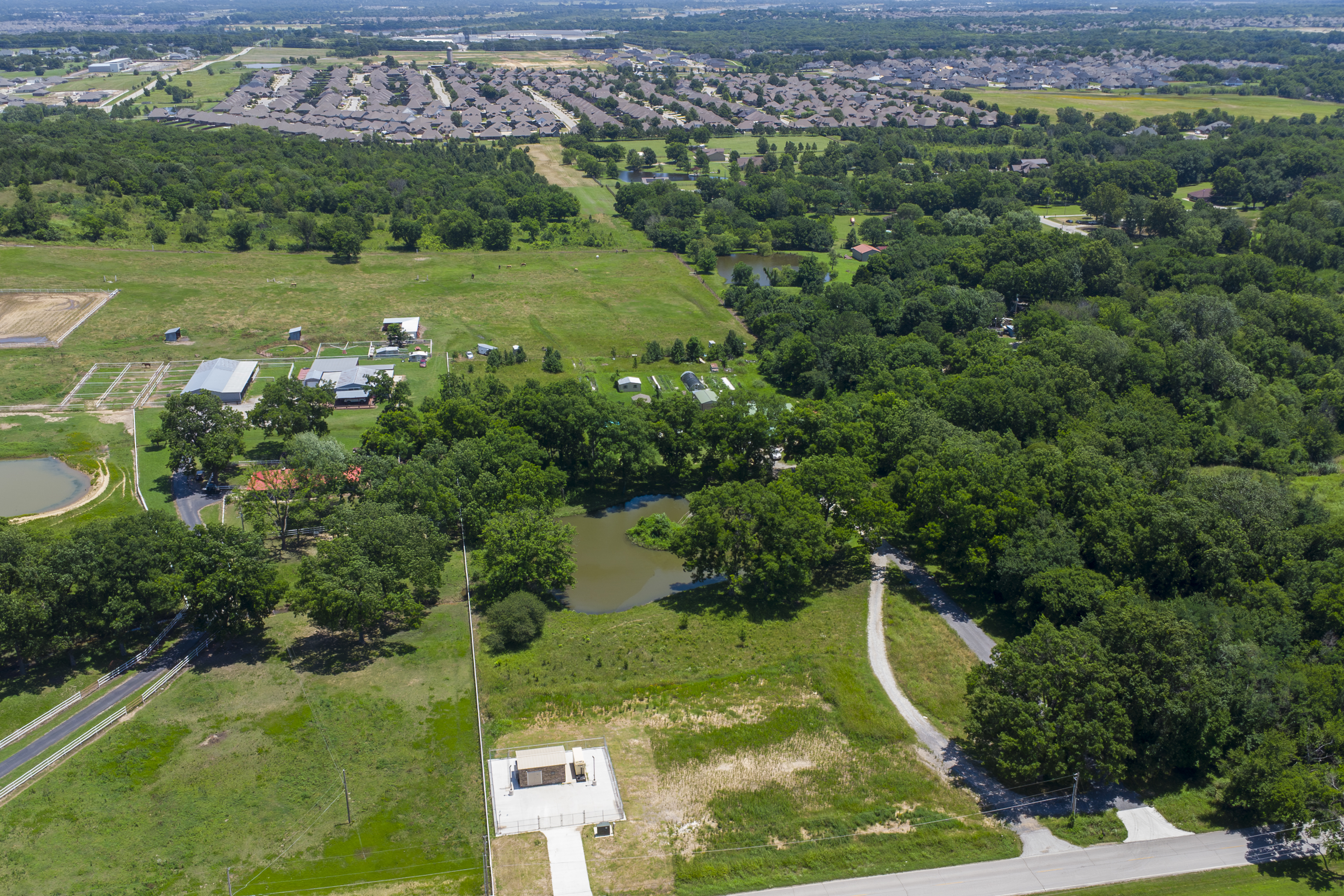  13301 South Lewis Avenue, Bixby, OK 74008 - 物件實景