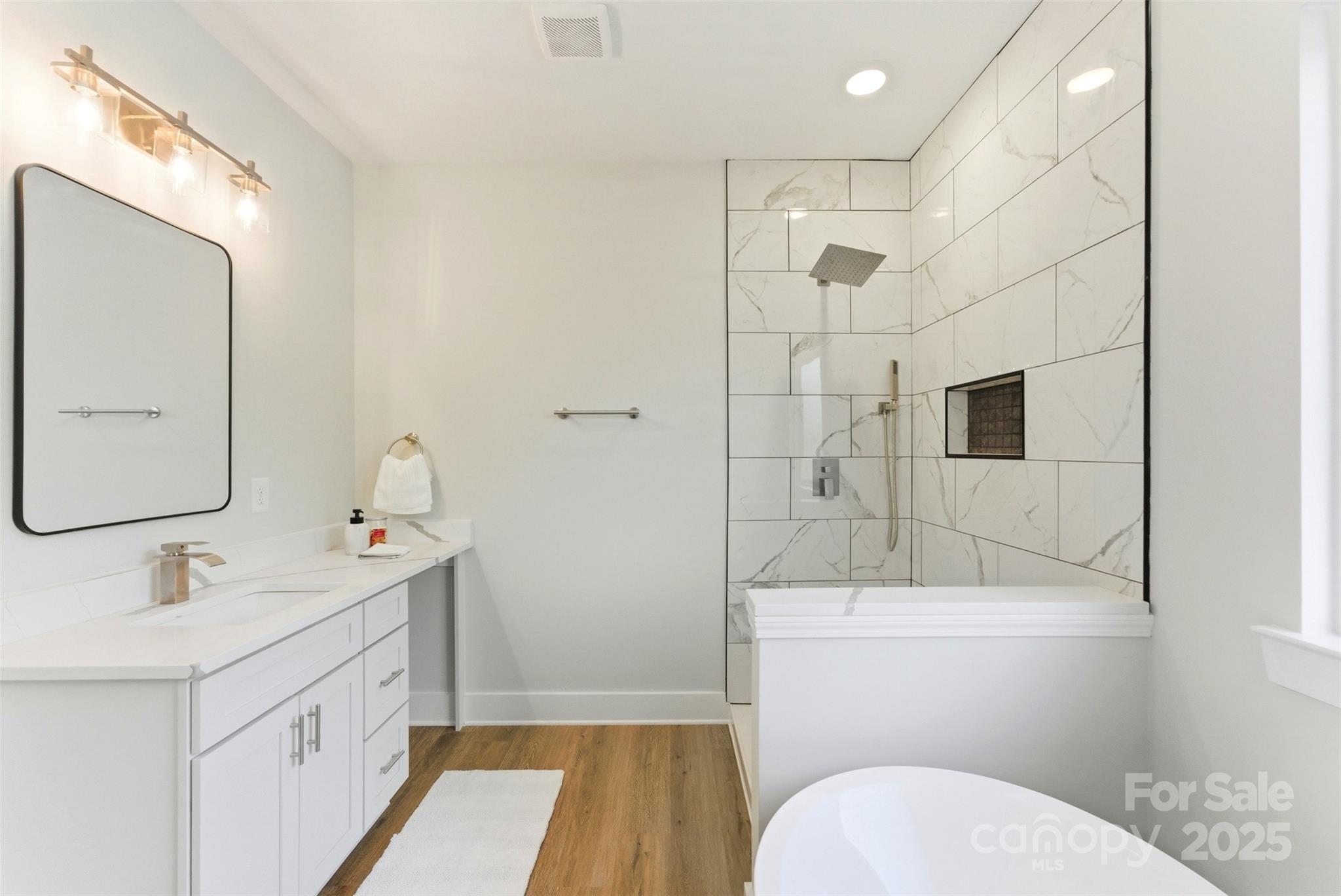 Conover, North Carolina, 28613, United States, 3 Bedrooms Bedrooms, ,2 BathroomsBathrooms,Residential,For Sale,1969077