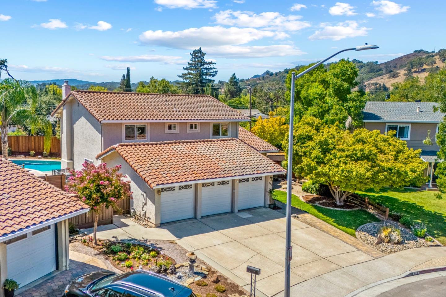 Morgan Hill, California, 95037, United States, 5 Bedrooms Bedrooms, ,3 BathroomsBathrooms,Residential,For Sale,1934202
