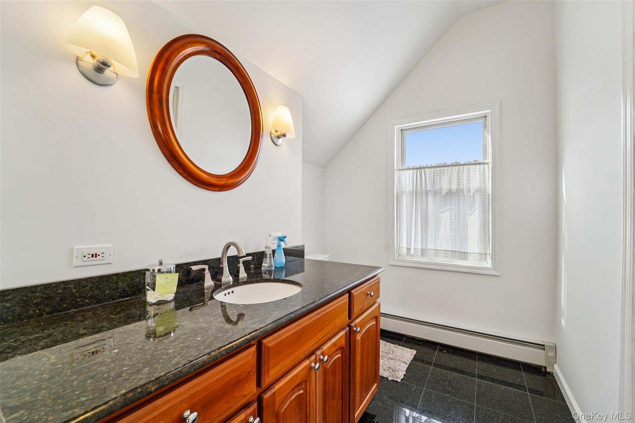 Washingtonville, New York, 10992, United States, 4 Bedrooms Bedrooms, ,4 BathroomsBathrooms,Residential,For Sale,2017576