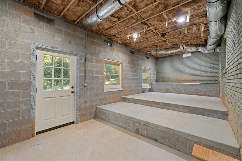 Decatur, Georgia, 30033, United States, 4 Bedrooms Bedrooms, ,4 BathroomsBathrooms,Residential,For Sale,1989134