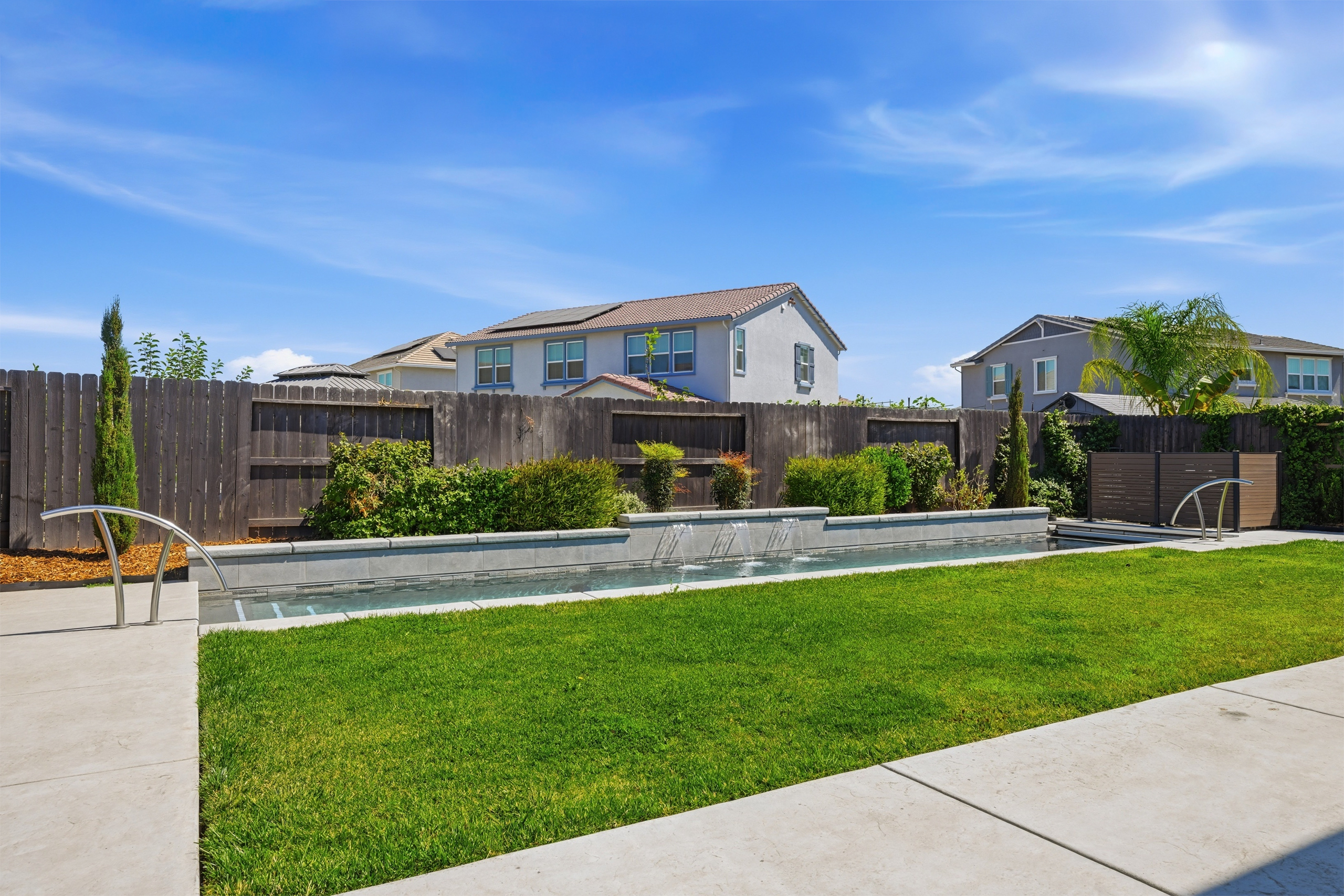  7487 Darque Way, Elk Grove, CA 95757 - 物件實景