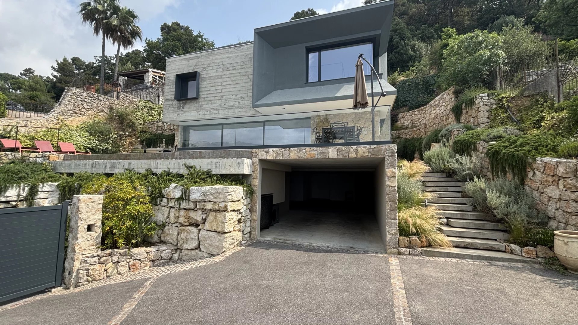 Saint-Paul-de-Vence, Provence-Alpes-Côte d’Azur, 06570, FR, 4 Bedrooms Bedrooms, ,Residential,For Sale,1754208