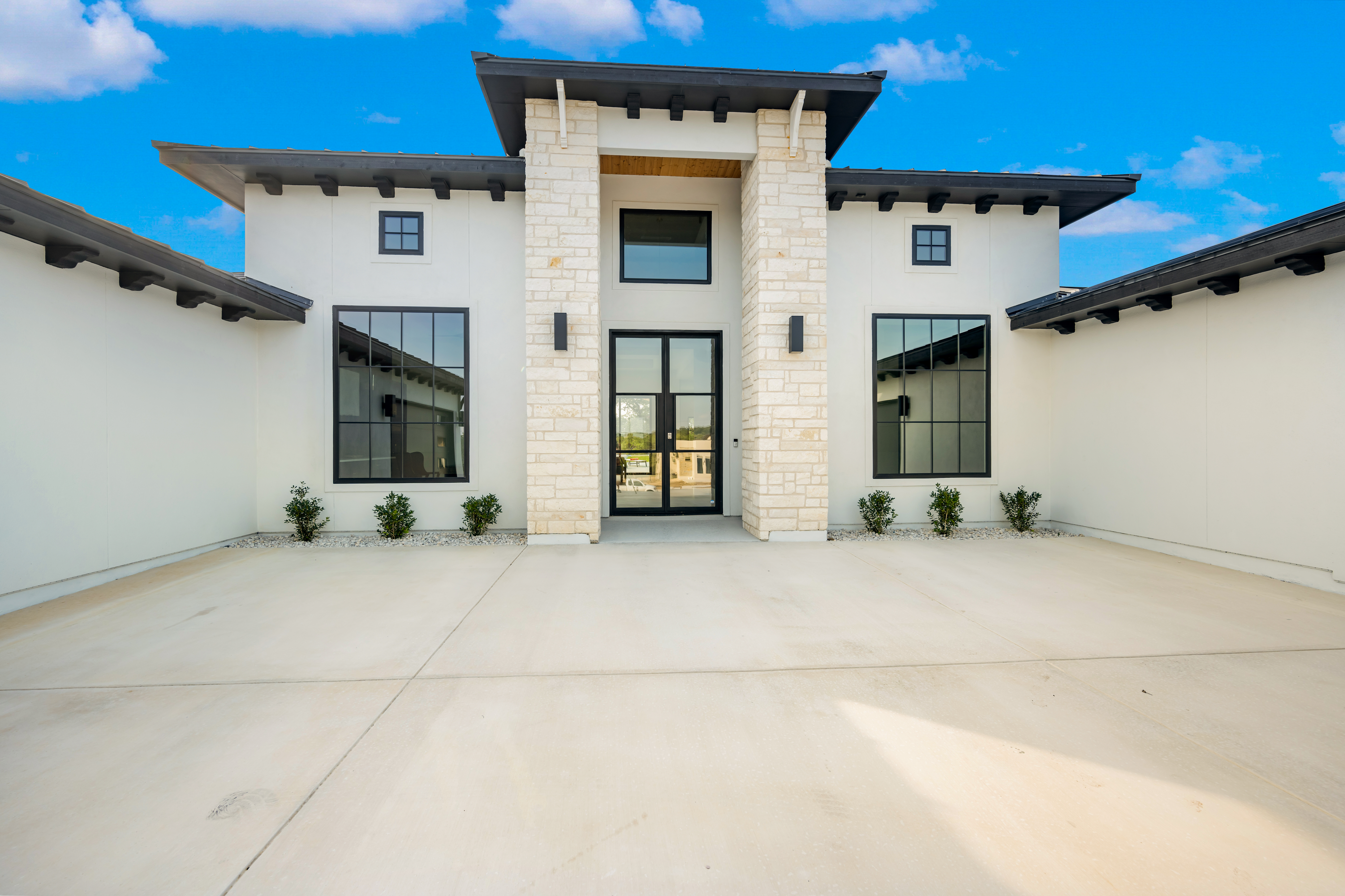  Resort-Style Living in George