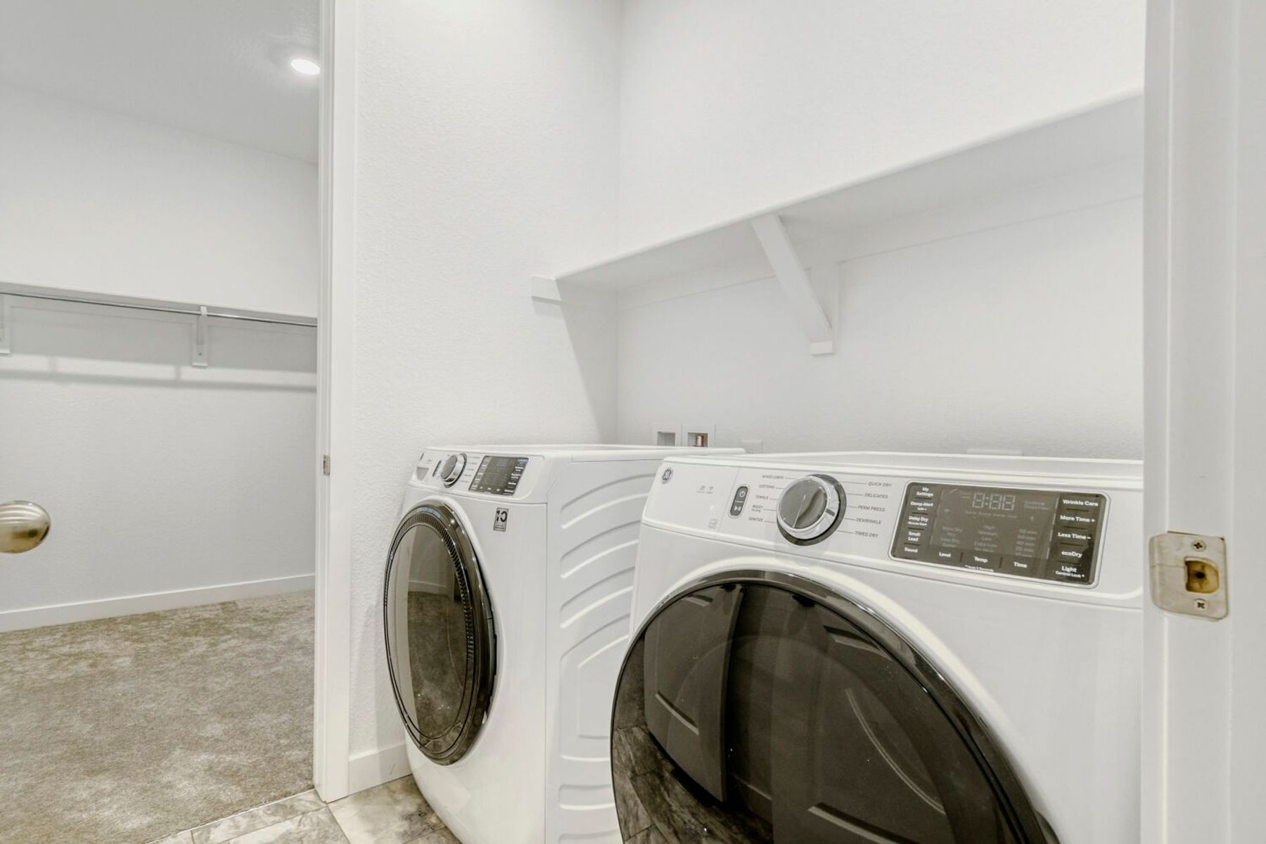  Single-level living, new construction, and sweeping Front Range views - 物件實景