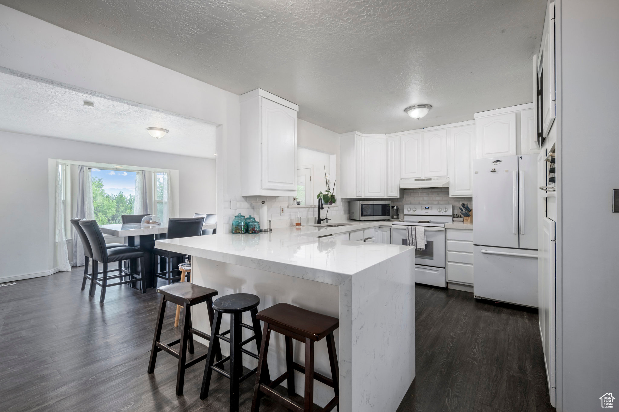 West Valley City, Utah, 84120, United States, 5 Bedrooms Bedrooms, ,2 BathroomsBathrooms,Residential,For Sale,1906860