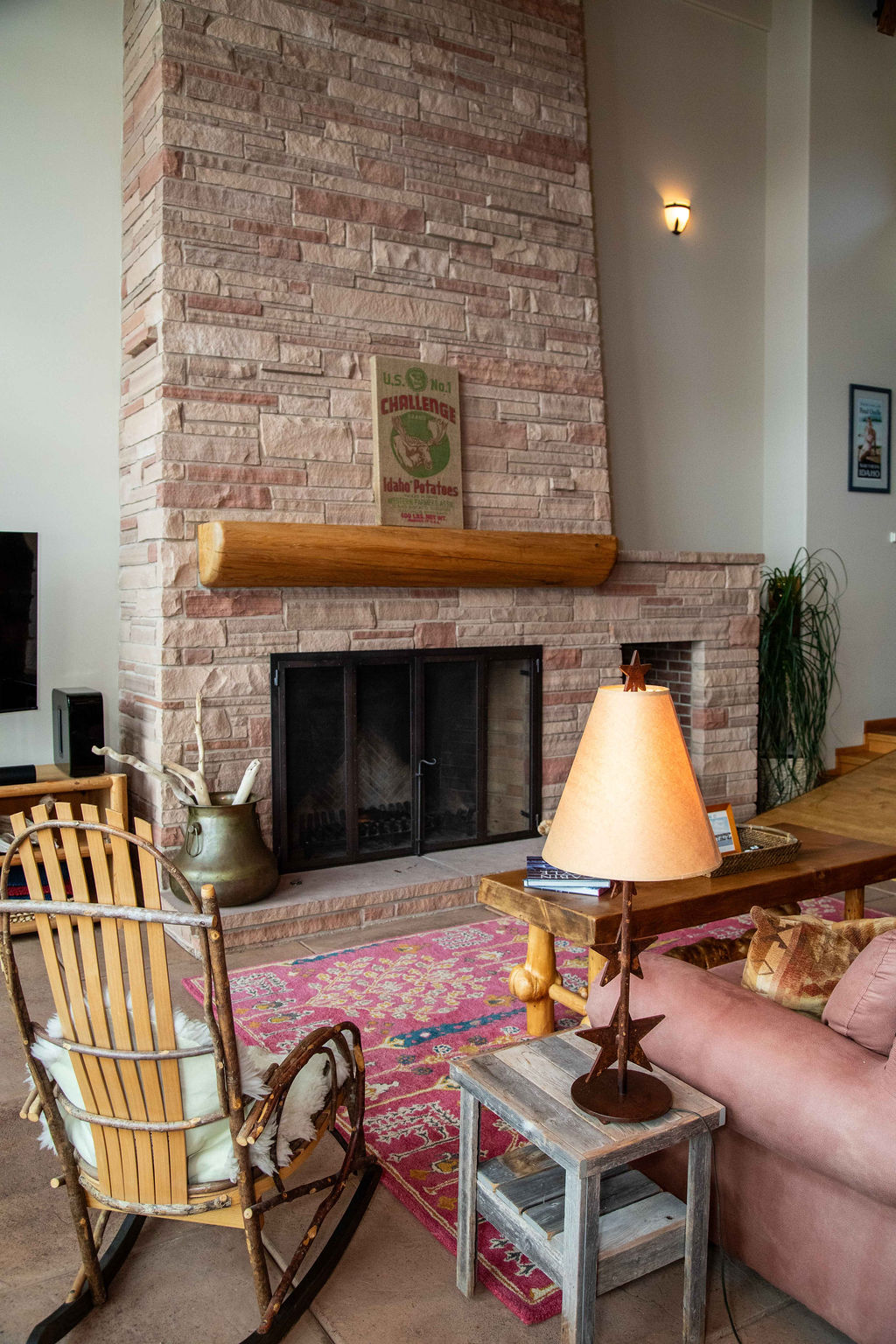 Hope, Idaho, 83836, United States, 3 Bedrooms Bedrooms, ,3 BathroomsBathrooms,Residential,For Sale,1975578