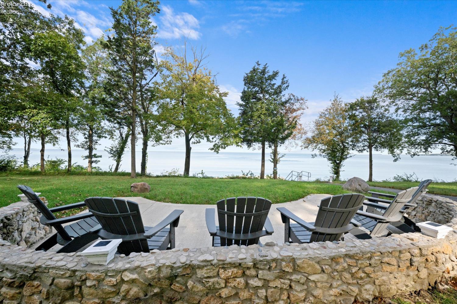 Port Clinton, Ohio, 43452, United States, 3 Bedrooms Bedrooms, ,3 BathroomsBathrooms,Residential,For Sale,1983148