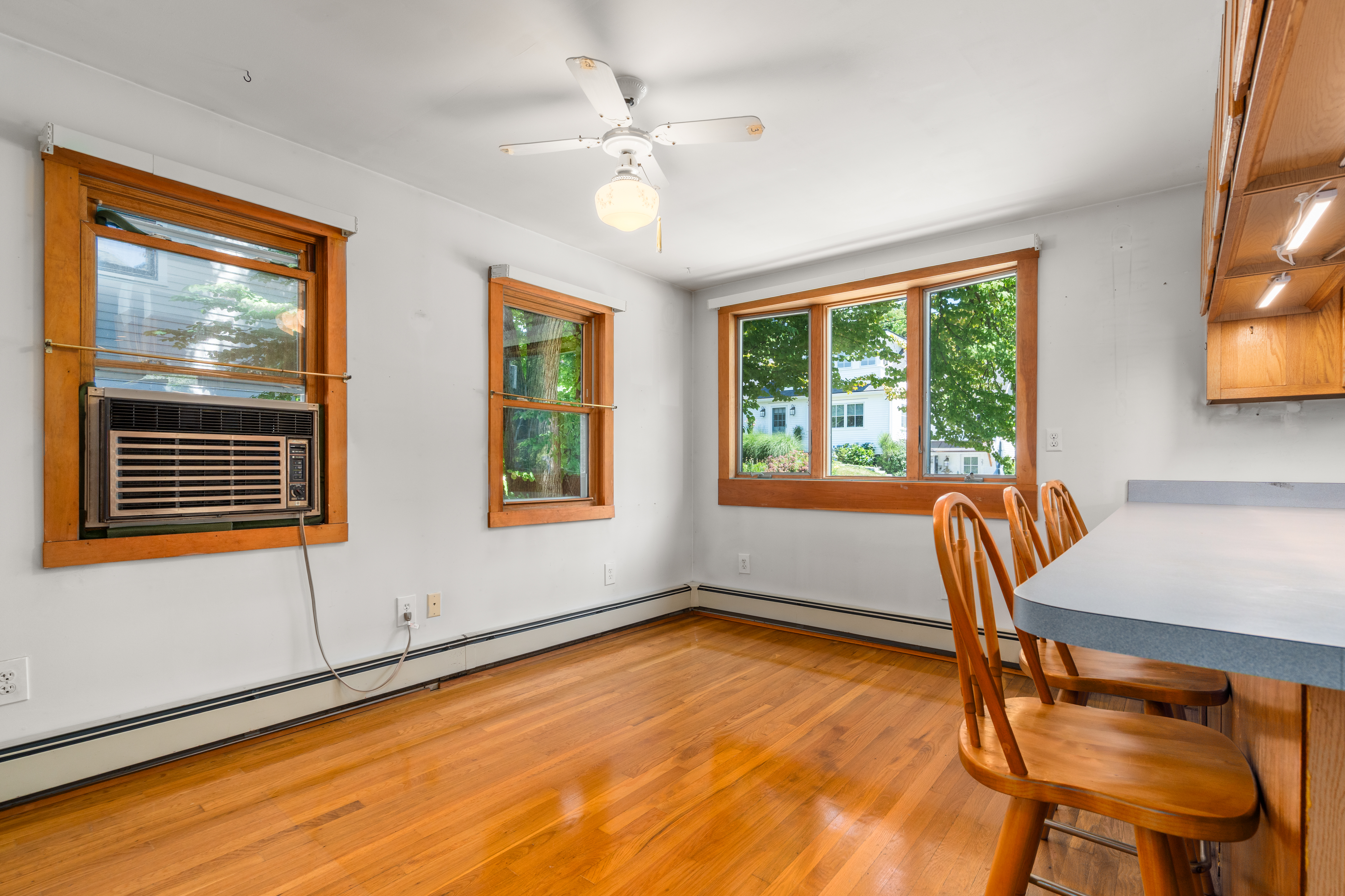  28 Pleasant St, Rockport, MA, 01966 - 物件實景