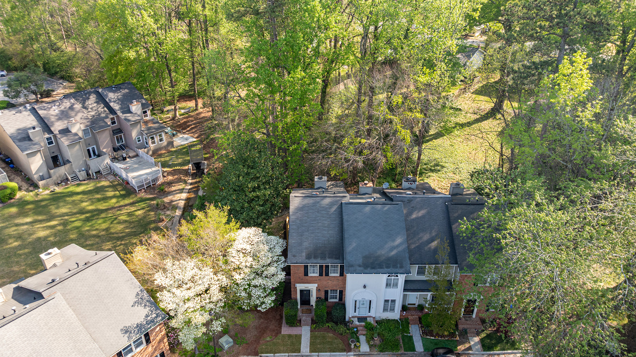  Inviting End Unit Townhome Perfectly Positioned in Chamblee - 物件實景