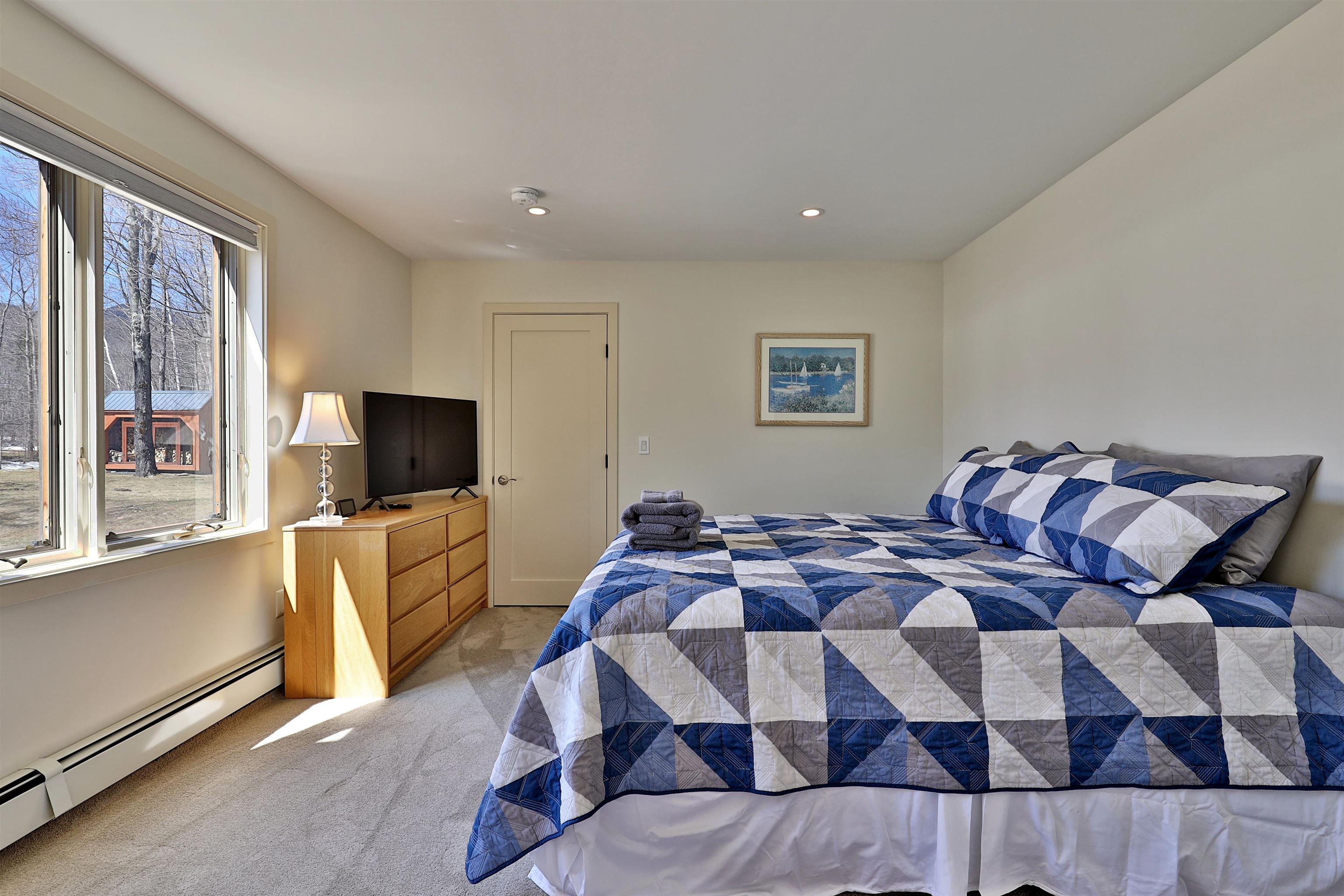  426 Roaring Brook Road - 物件實景