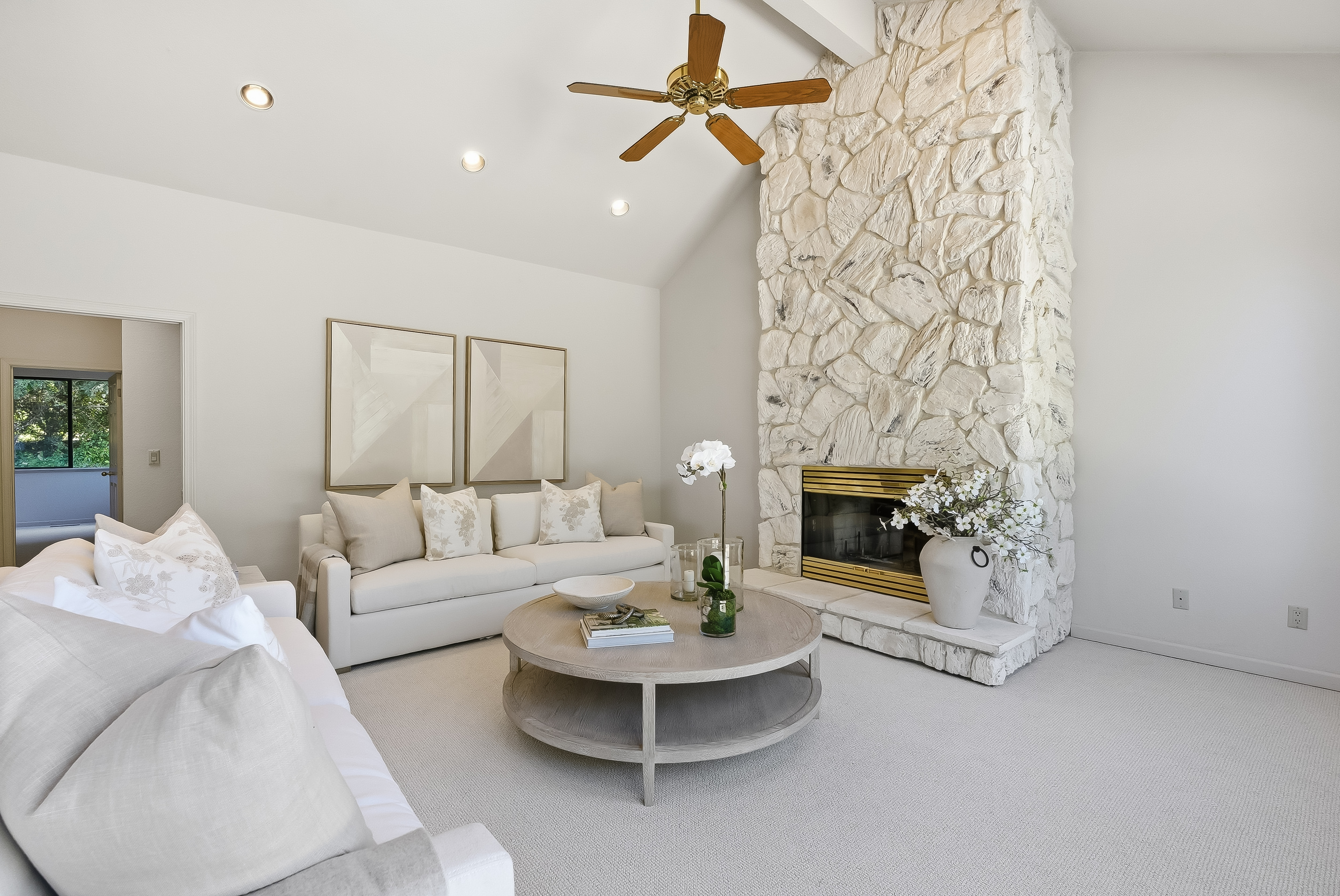  More Than 2.7 Acres of Privacy and Potential with Palo Alto Schools - 物件實景