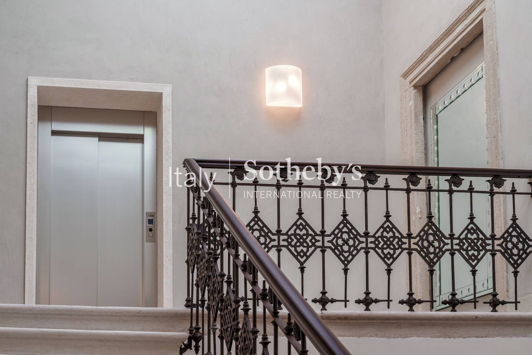  Penthouse with terrace in the heart of Verona: Palazzo Gaspari - 物件實景