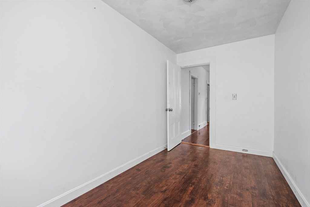 Quincy, Massachusetts, 02169, United States, 4 Bedrooms Bedrooms, ,2 BathroomsBathrooms,Residential,For Sale,1919817