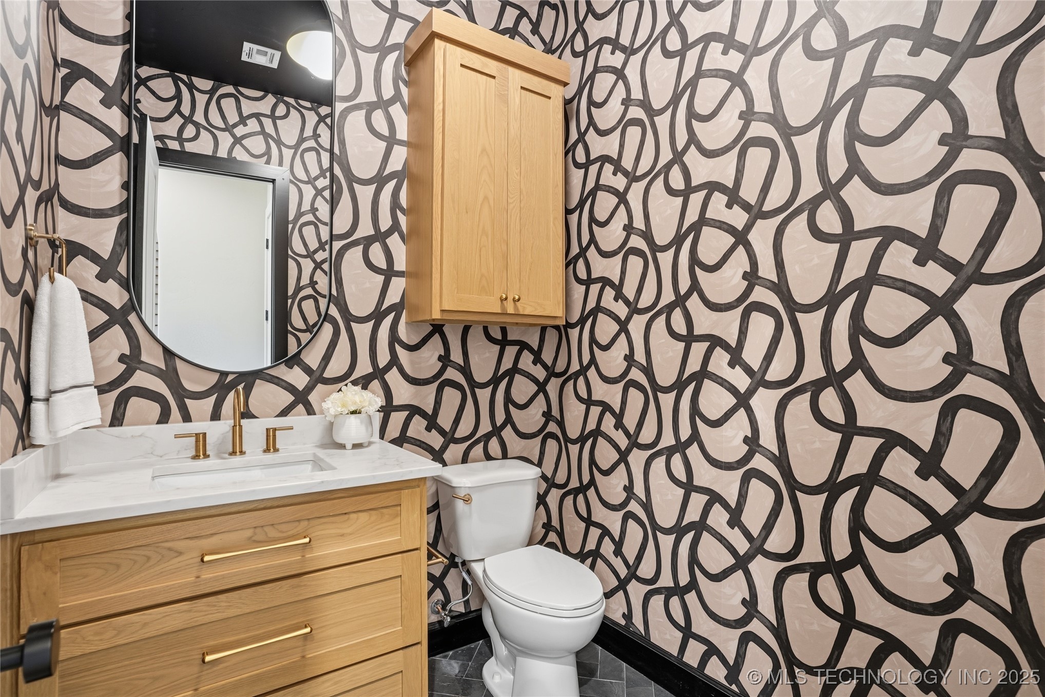 Tulsa, Oklahoma, 74114, United States, 4 Bedrooms Bedrooms, ,5 BathroomsBathrooms,Residential,For Sale,1990982