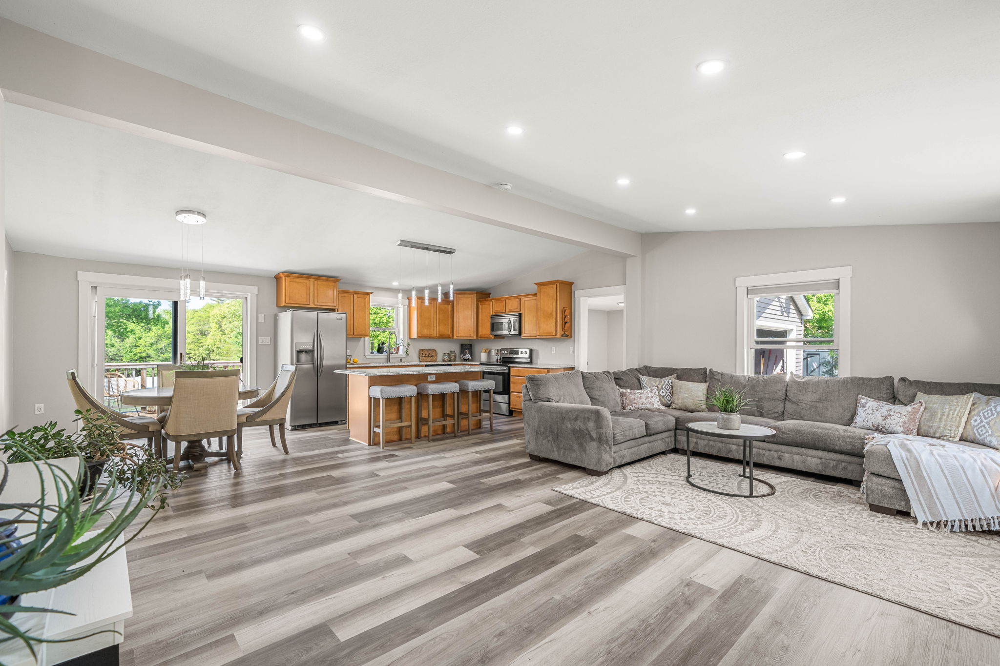  102 Kimball Rd, Amesbury, MA, 01913 - 物件實景