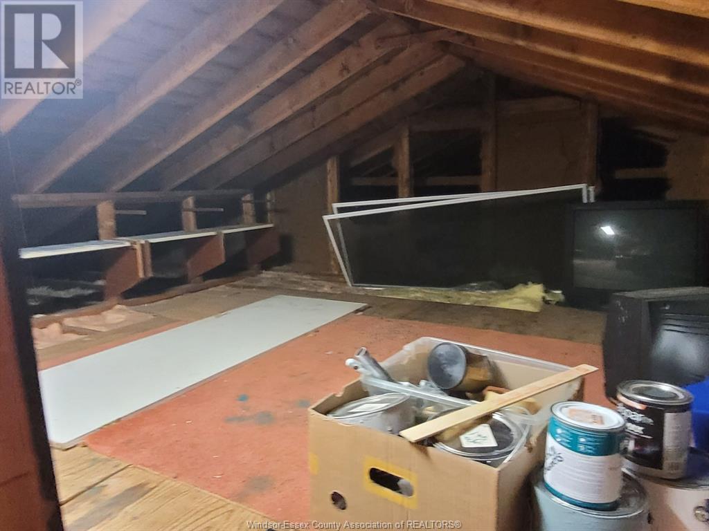 WINDSOR, Ontario, N8P 1C1, CA, 3 Bedrooms Bedrooms, ,2 BathroomsBathrooms,Residential,For Sale,1882295