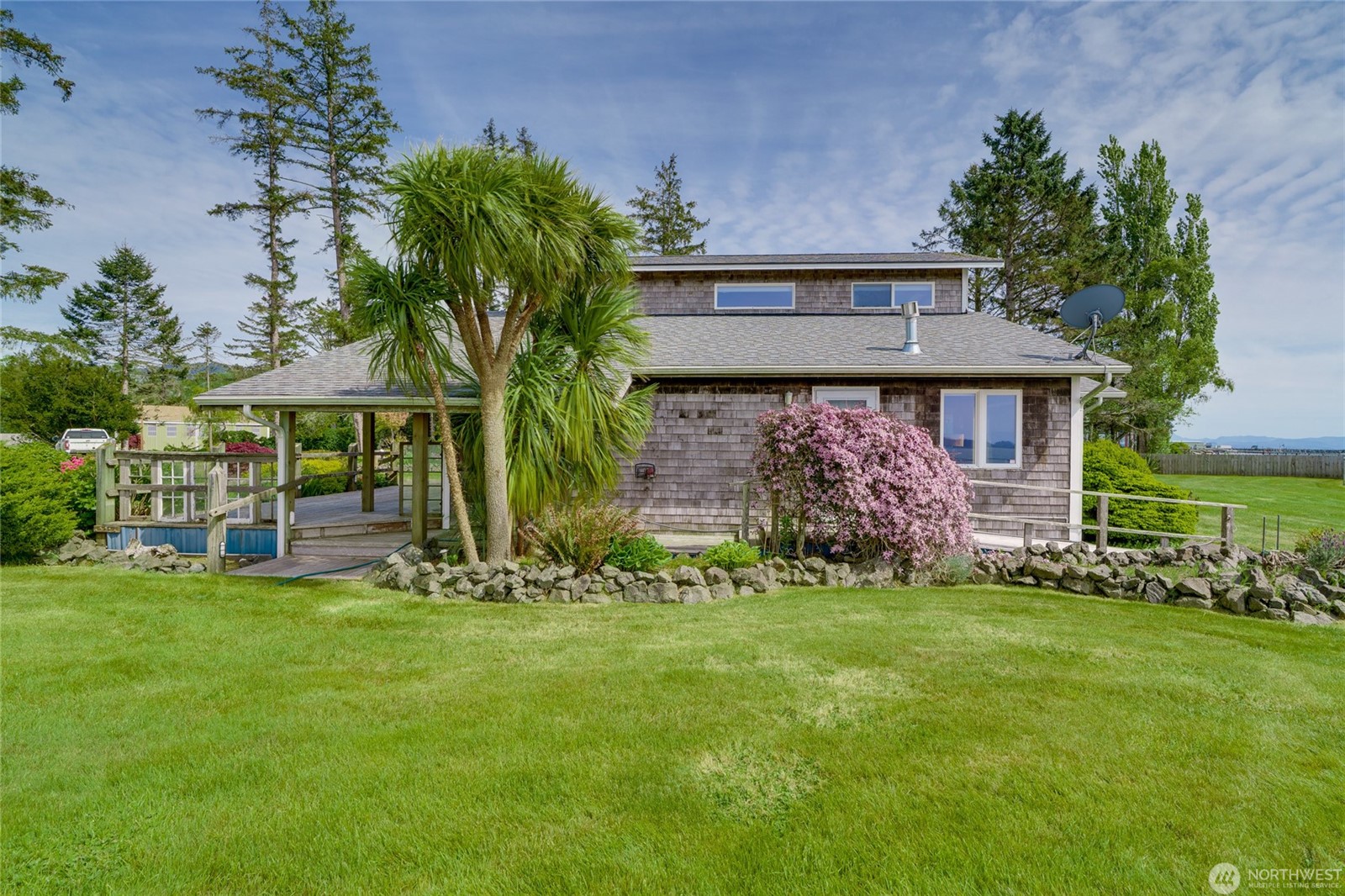 Chinook, Washington, 98614, United States, 2 Bedrooms Bedrooms, ,1 BathroomBathrooms,Residential,For Sale,1822391