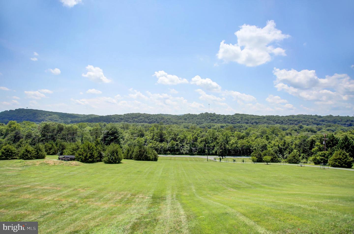 Big Pool, Maryland, 21711, United States, 5 Bedrooms Bedrooms, ,4 BathroomsBathrooms,Residential,For Sale,1897017