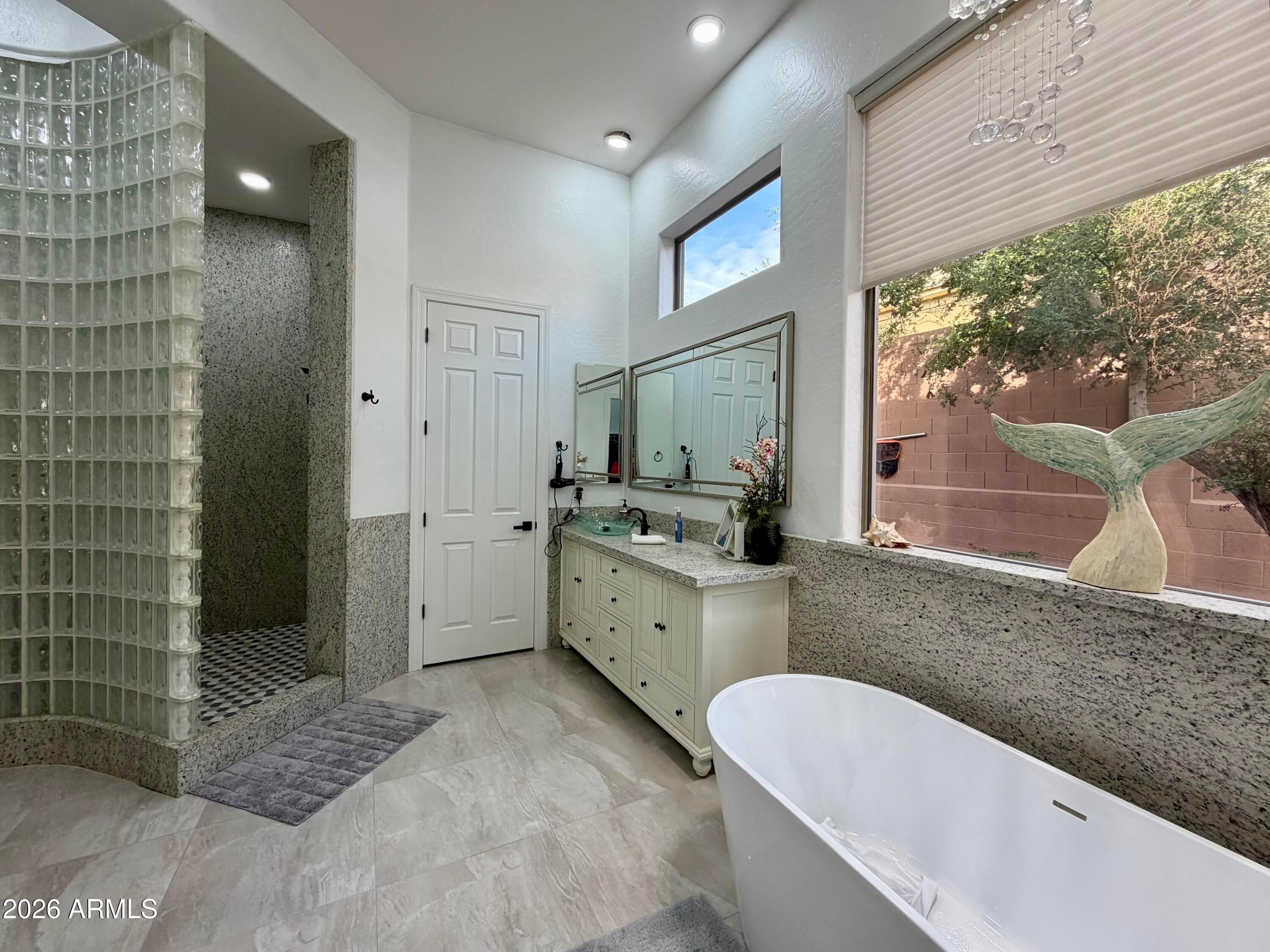 Anthem, Arizona, 85086, United States, 4 Bedrooms Bedrooms, ,5 BathroomsBathrooms,Residential,For Sale,2005627