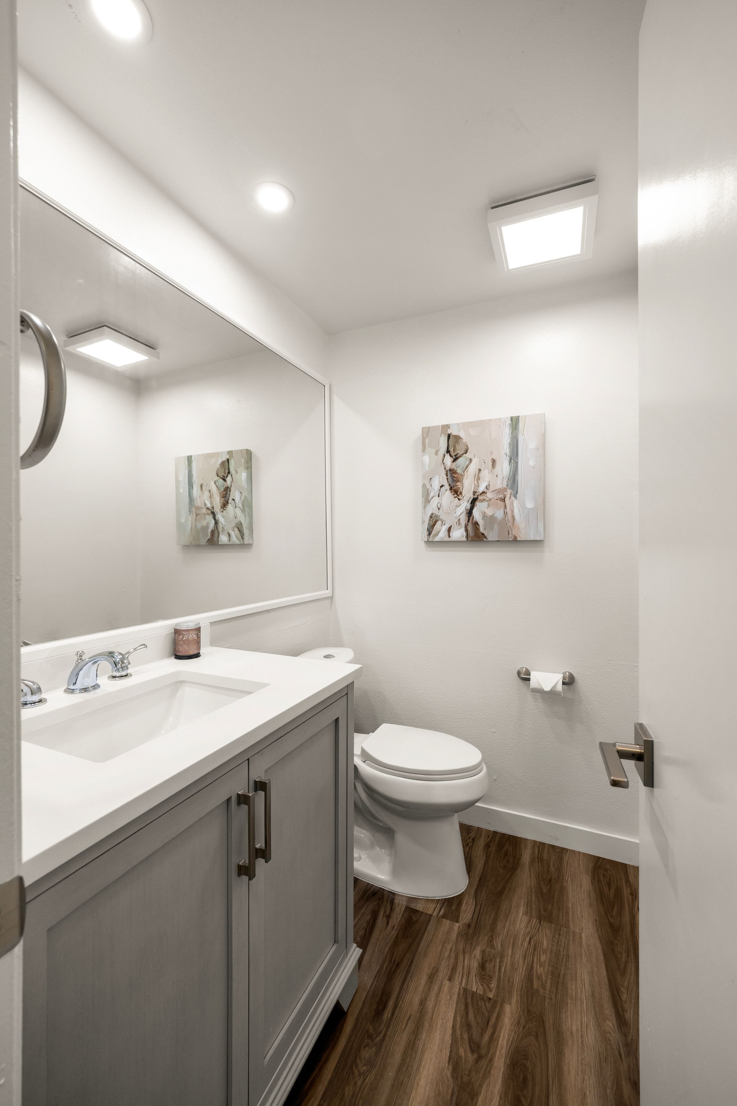  6540 Hayvenhurst Avenue #3 - 物件實景