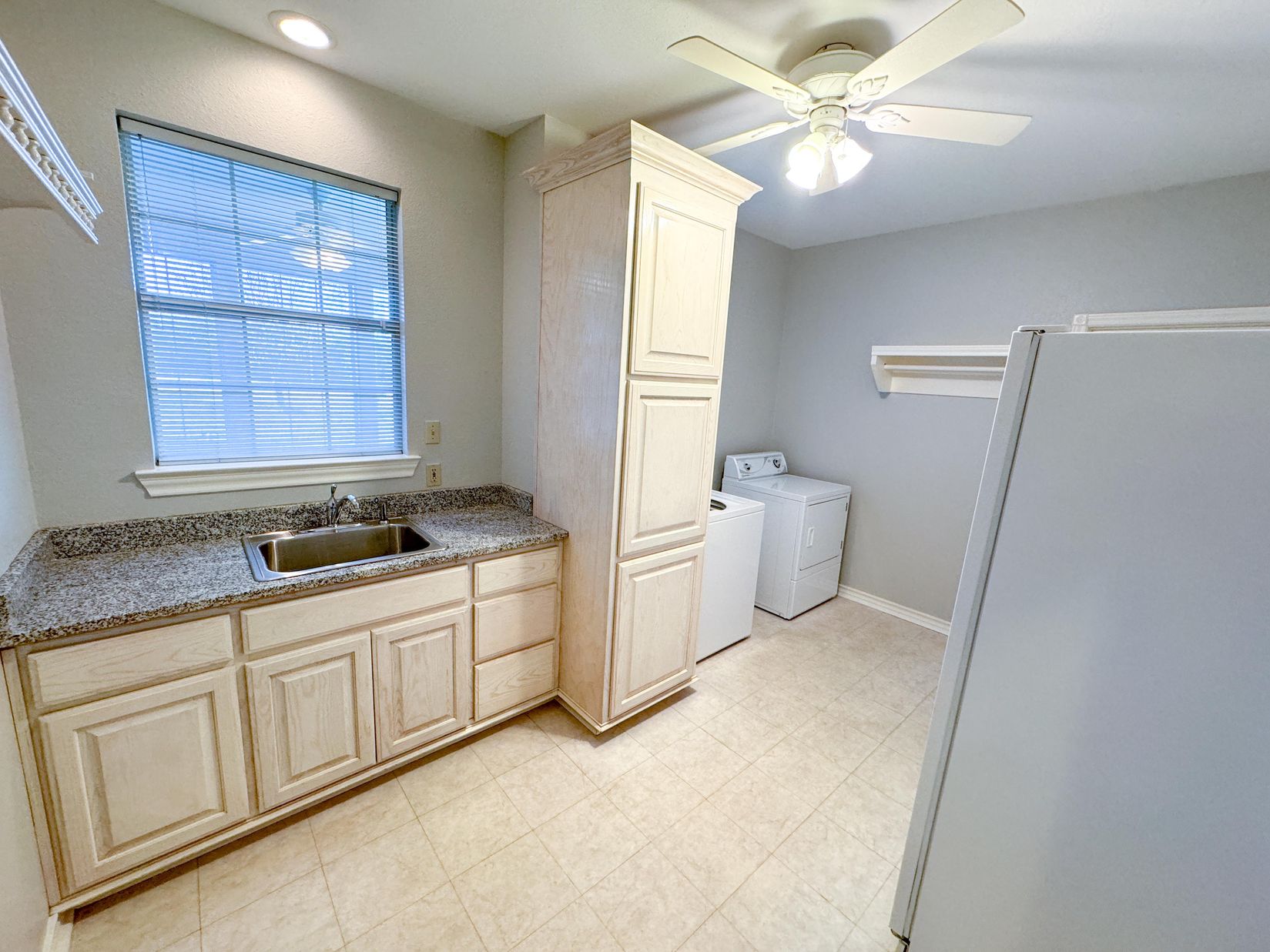 Bivins, Texas, 75551, United States, 3 Bedrooms Bedrooms, ,3 BathroomsBathrooms,Residential,For Sale,1915929