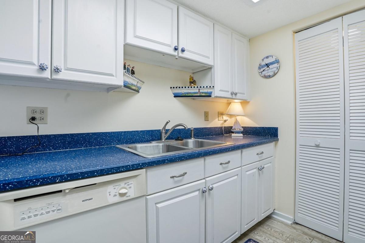 St. Simons, Georgia, 31522, United States, 2 Bedrooms Bedrooms, ,2 BathroomsBathrooms,Residential,For Sale,1991372