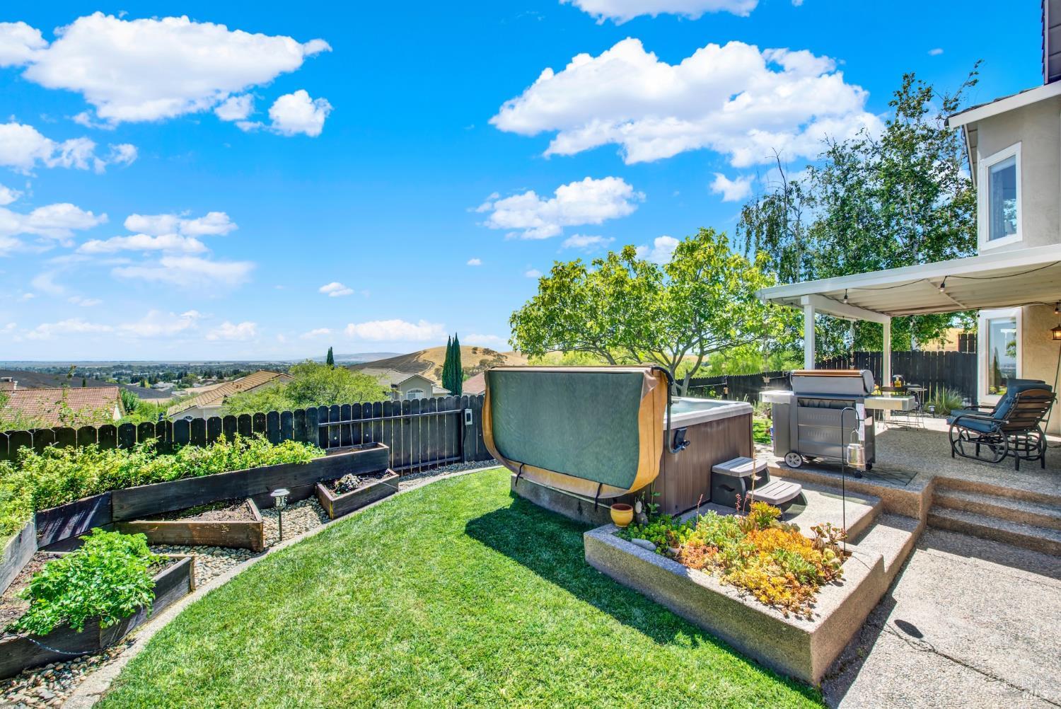 Fairfield, California, 94534, United States, 5 Bedrooms Bedrooms, ,3 BathroomsBathrooms,Residential,For Sale,1917532