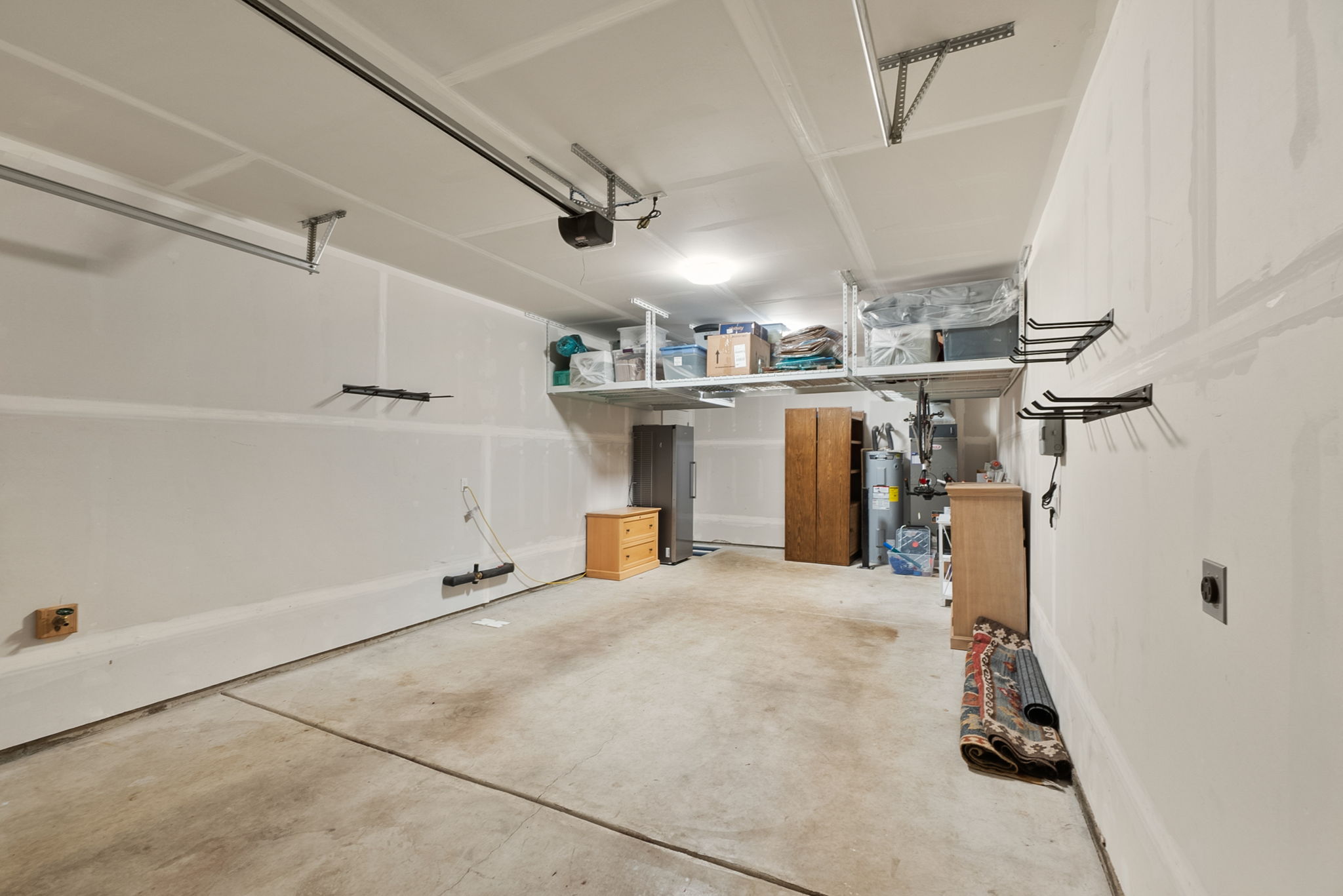 Sisters, Oregon, 97759, United States, 3 Bedrooms Bedrooms, ,2 BathroomsBathrooms,Residential,For Sale,1910956