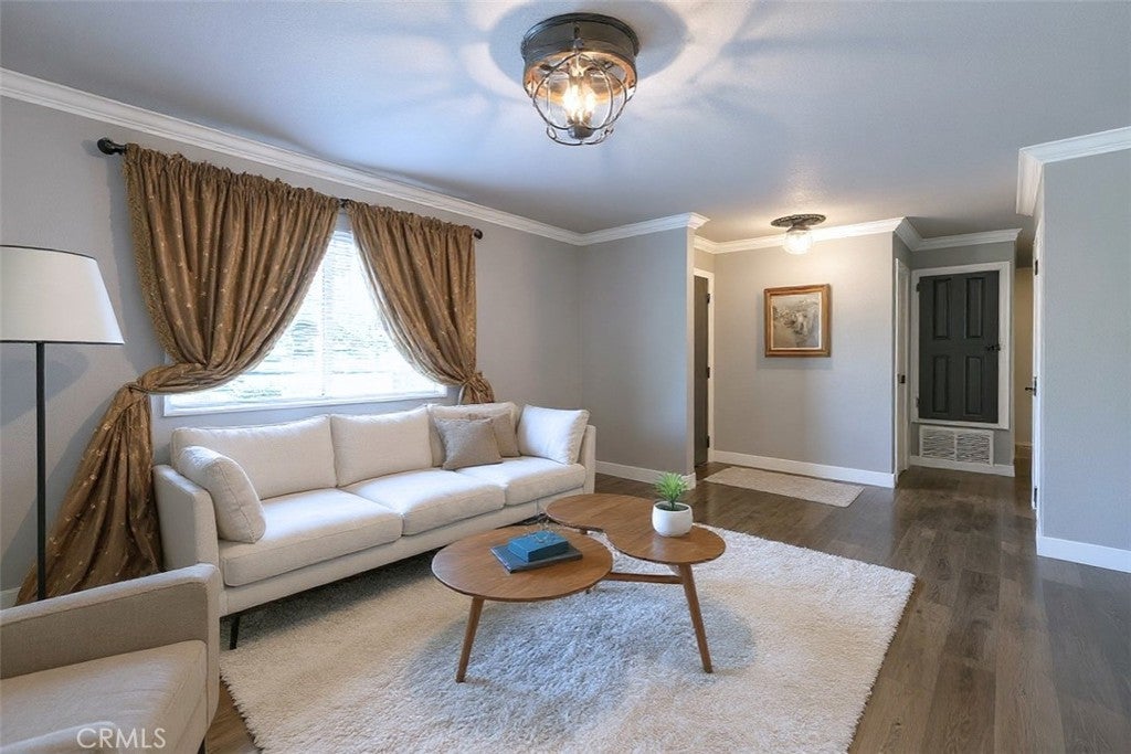 Redlands, California, 92374, United States, 5 Bedrooms Bedrooms, ,1 BathroomBathrooms,Residential,For Sale,2005223