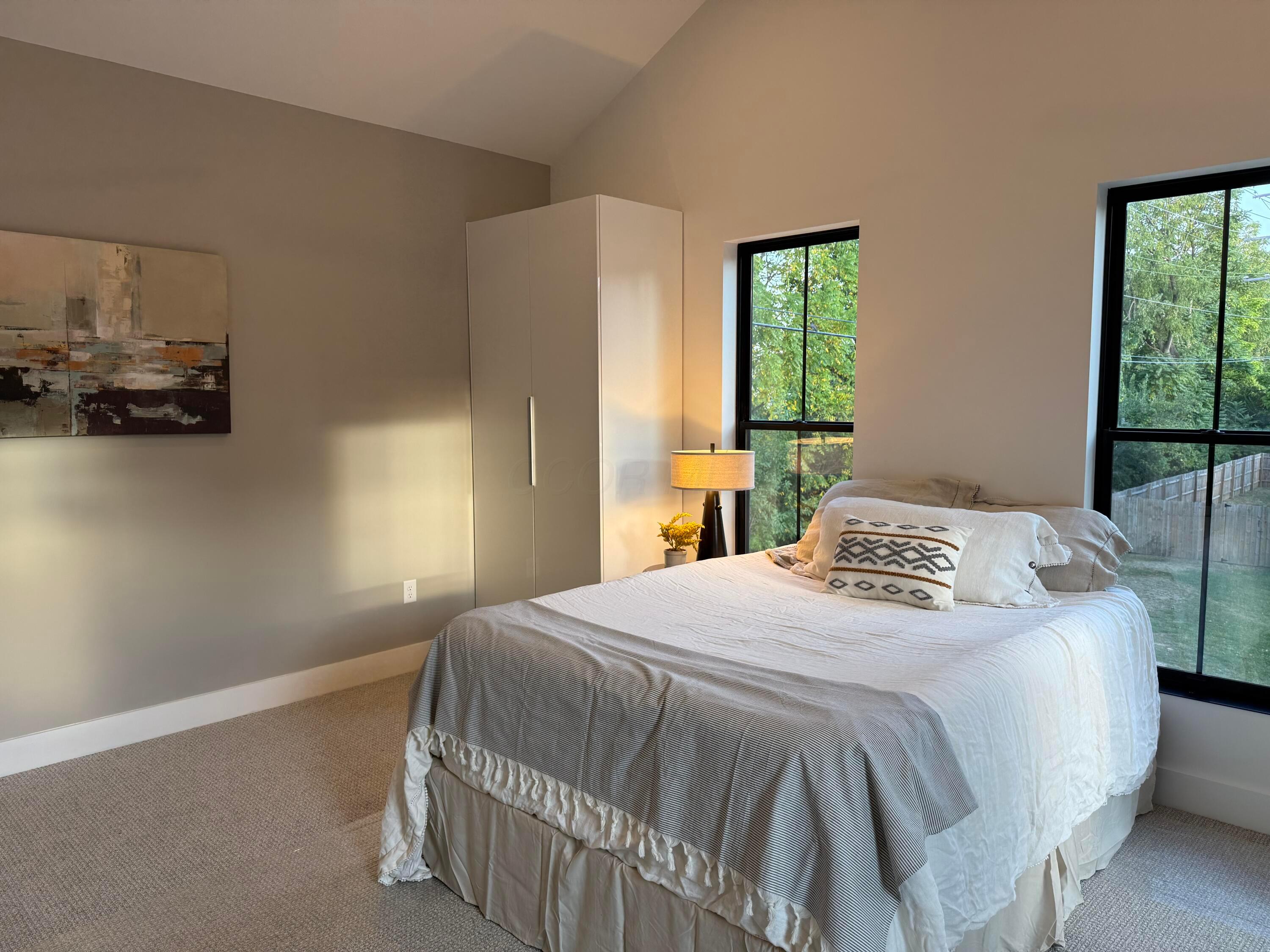 Columbus, Ohio, 43202, United States, 3 Bedrooms Bedrooms, ,3 BathroomsBathrooms,Residential,For Sale,1947098