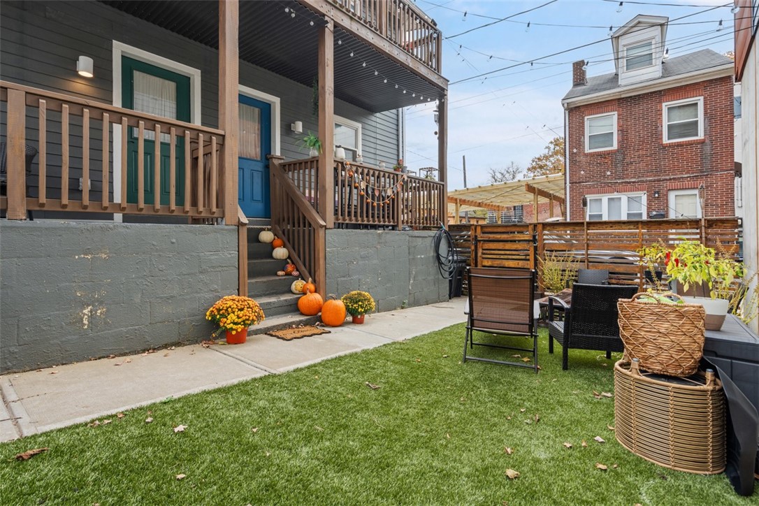 Lawrenceville, Pennsylvania, 15201, United States, ,Residential,For Sale,1988380