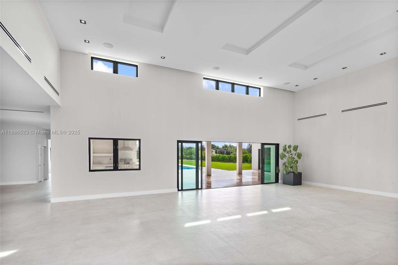 Southwest Ranches, Florida, 33331, United States, 6 Bedrooms Bedrooms, ,9 BathroomsBathrooms,Residential,For Sale,1955323